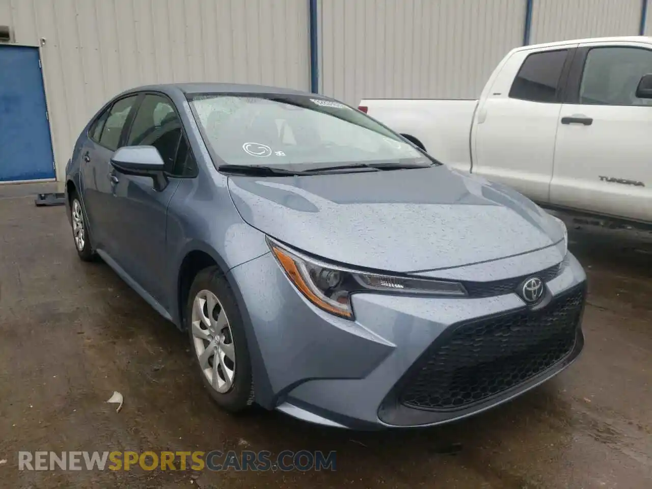 1 Photograph of a damaged car 5YFEPRAE7LP071142 TOYOTA COROLLA 2020