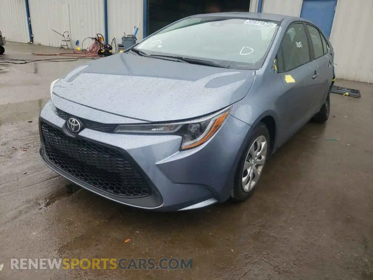 2 Photograph of a damaged car 5YFEPRAE7LP071142 TOYOTA COROLLA 2020