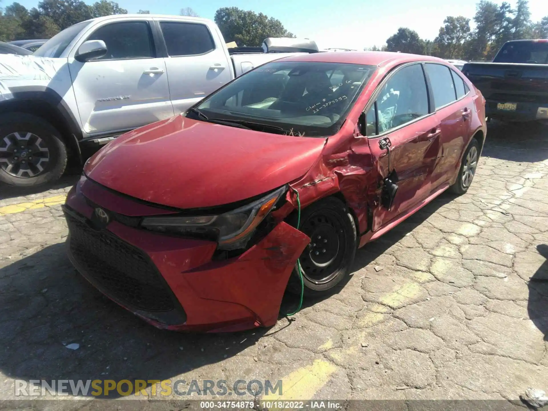 2 Photograph of a damaged car 5YFEPRAE7LP077667 TOYOTA COROLLA 2020