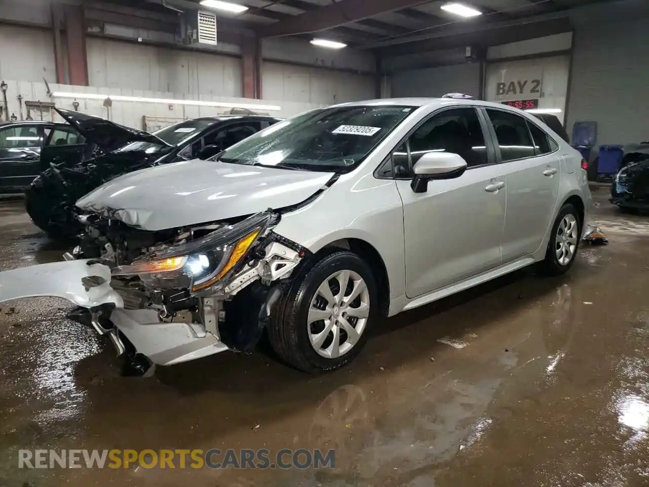 1 Photograph of a damaged car 5YFEPRAE7LP094792 TOYOTA COROLLA 2020