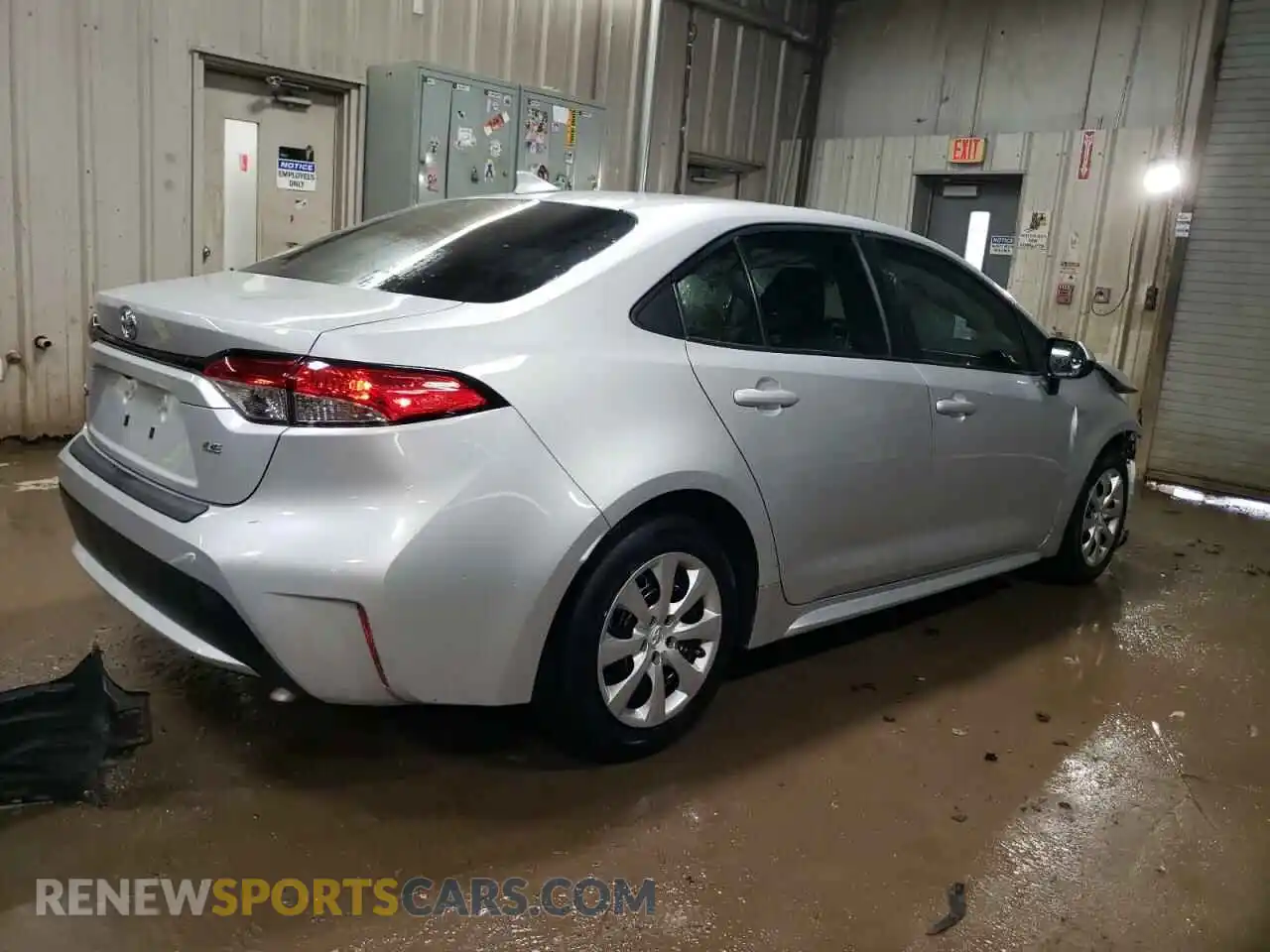 3 Photograph of a damaged car 5YFEPRAE7LP094792 TOYOTA COROLLA 2020