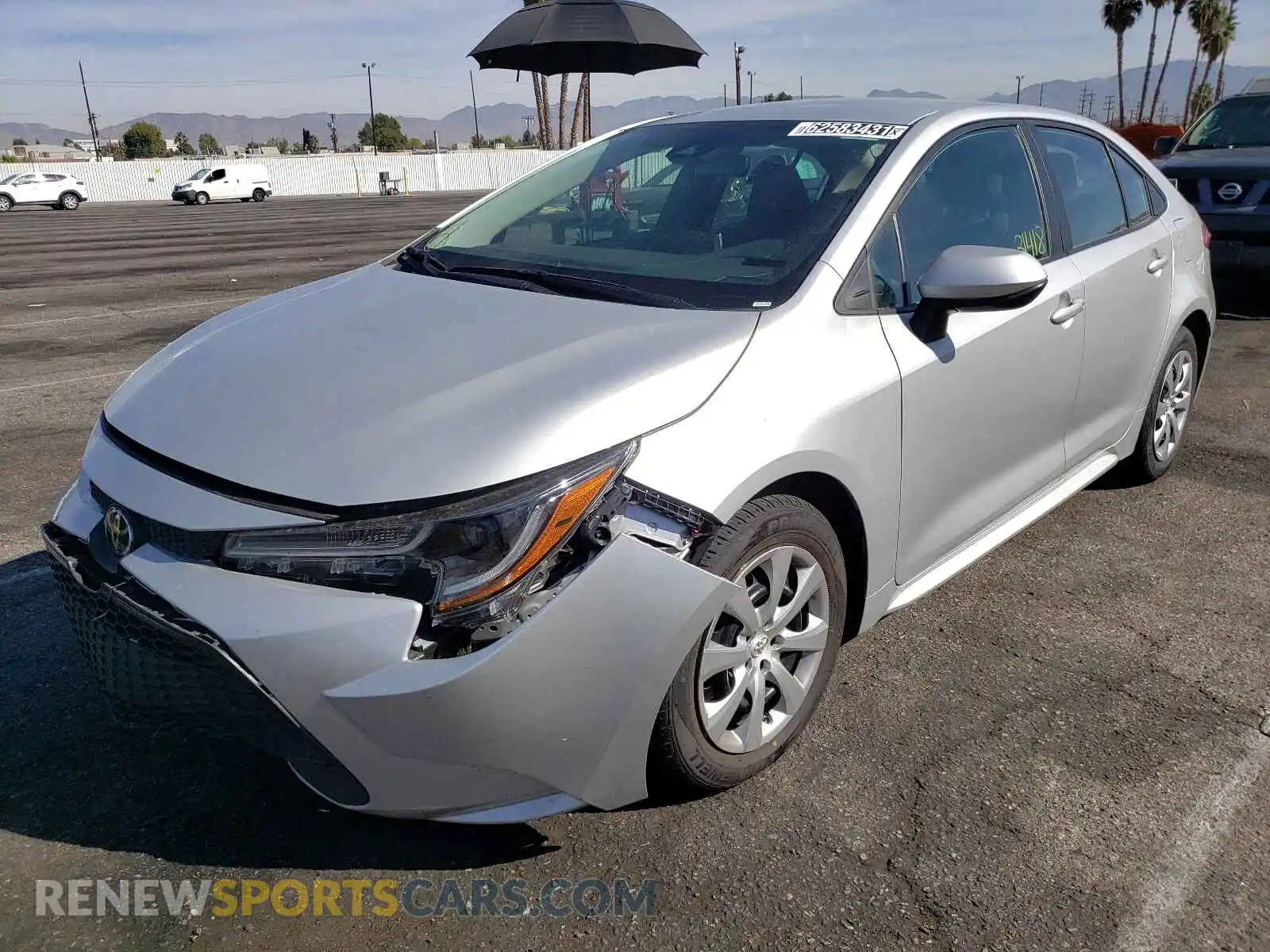 2 Photograph of a damaged car 5YFEPRAE7LP097353 TOYOTA COROLLA 2020