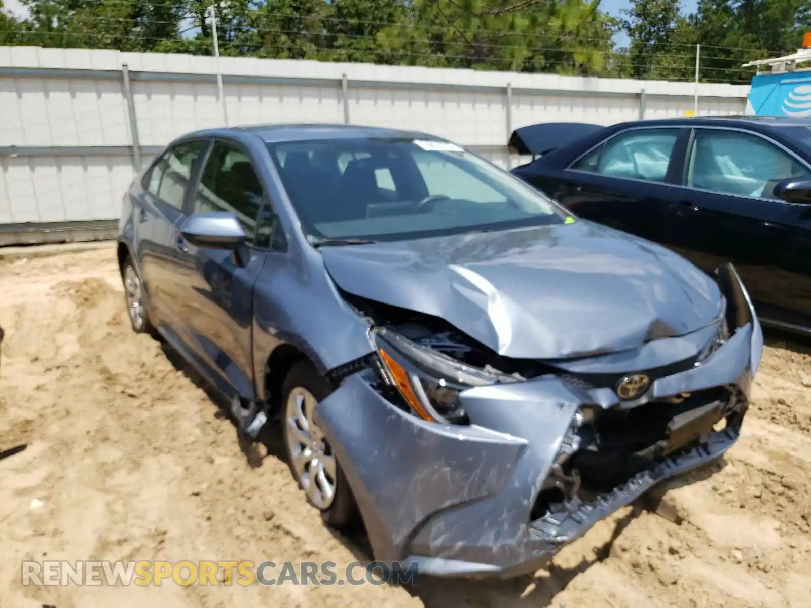 1 Photograph of a damaged car 5YFEPRAE7LP097708 TOYOTA COROLLA 2020