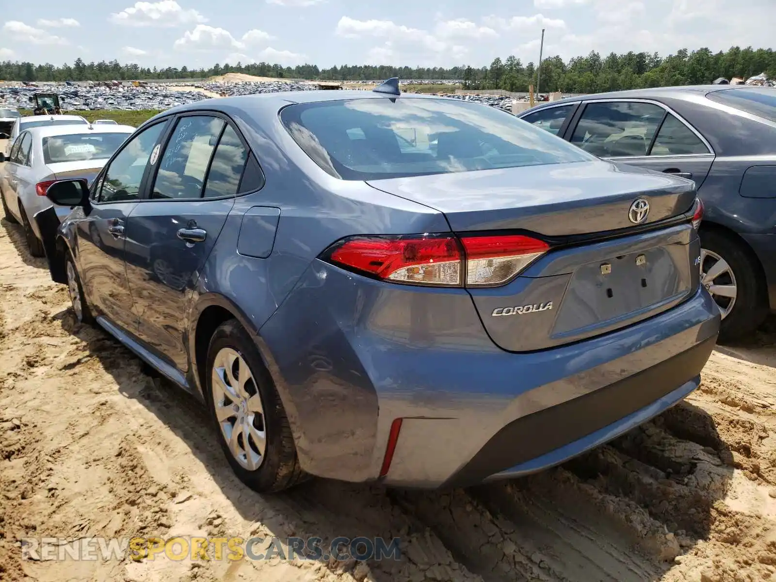 3 Photograph of a damaged car 5YFEPRAE7LP097708 TOYOTA COROLLA 2020