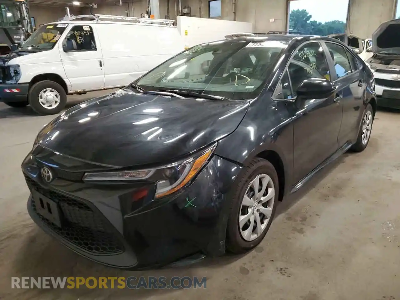 2 Photograph of a damaged car 5YFEPRAE7LP109050 TOYOTA COROLLA 2020