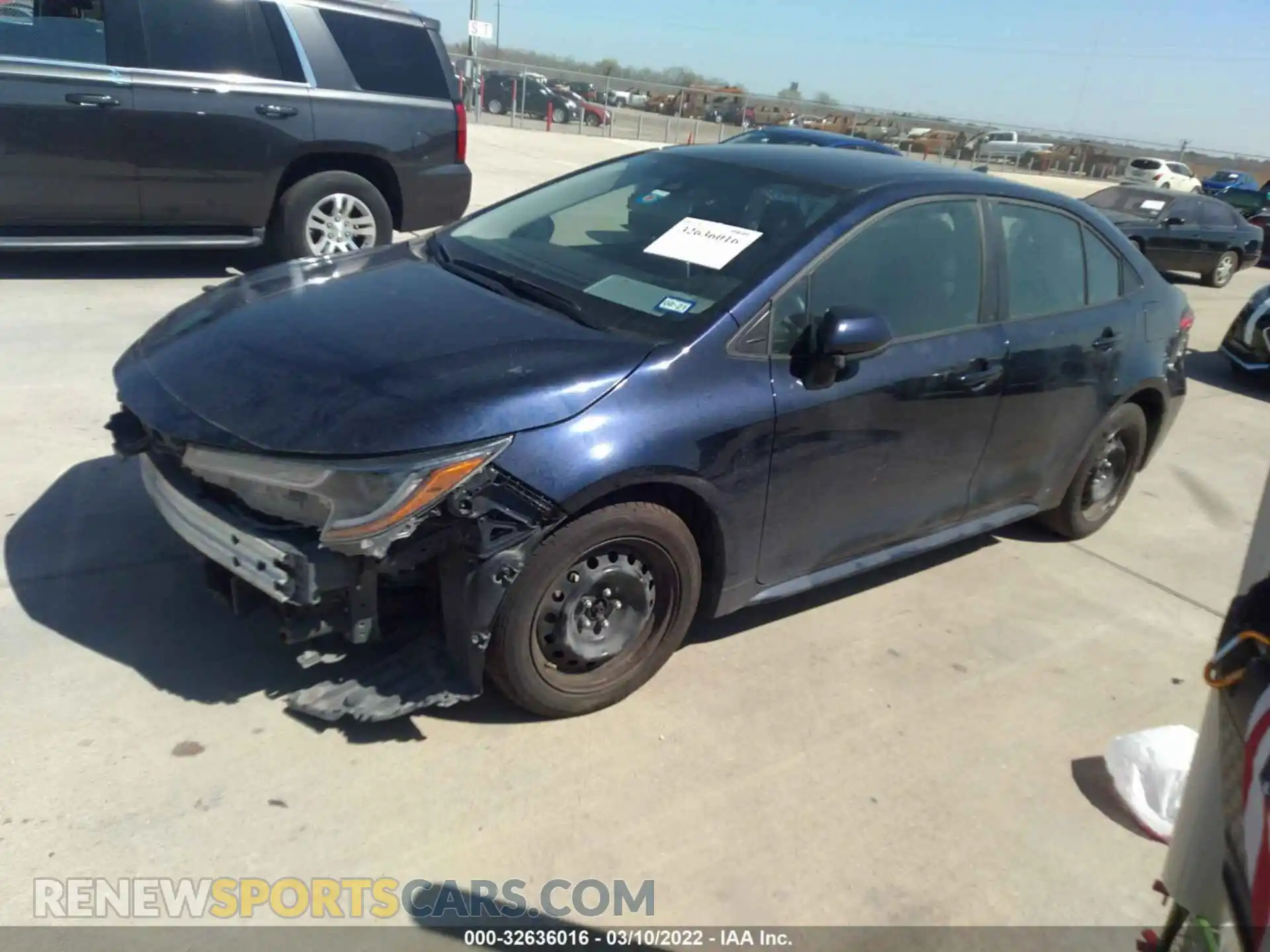2 Photograph of a damaged car 5YFEPRAE7LP111574 TOYOTA COROLLA 2020