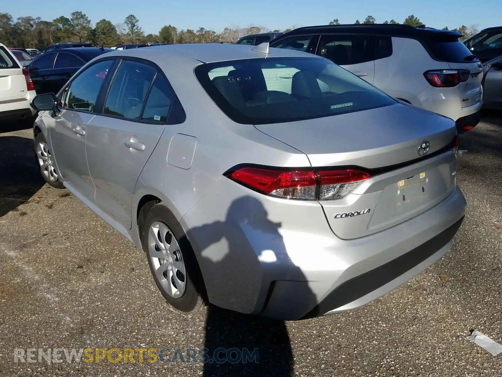 3 Photograph of a damaged car 5YFEPRAE7LP122185 TOYOTA COROLLA 2020