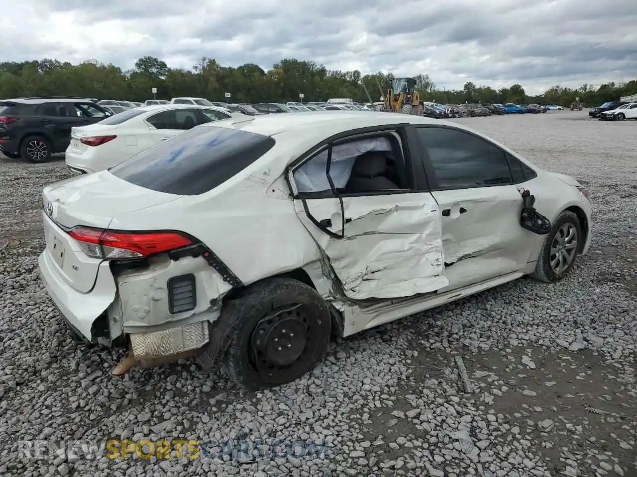 3 Photograph of a damaged car 5YFEPRAE7LP122588 TOYOTA COROLLA 2020