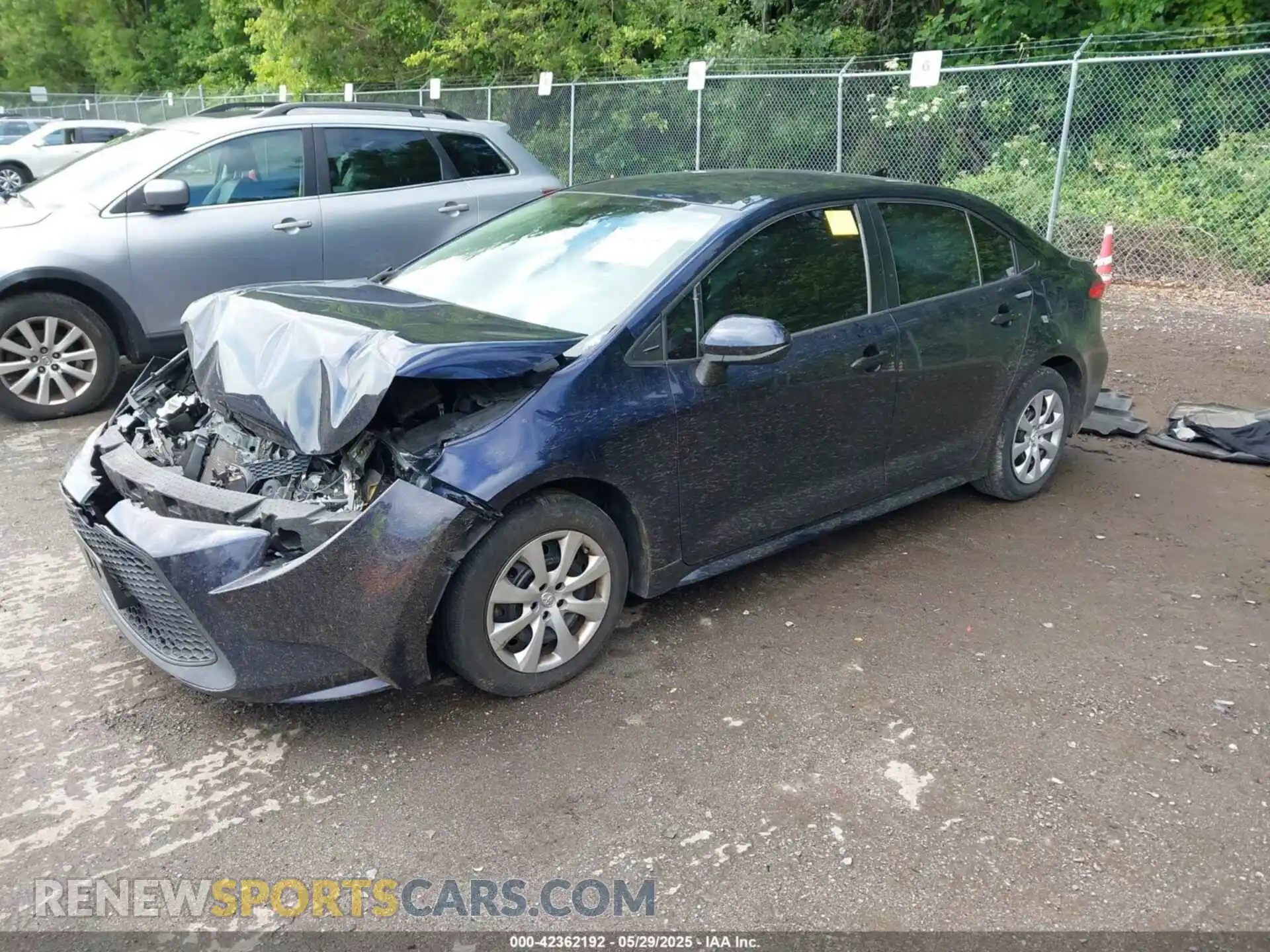 2 Photograph of a damaged car 5YFEPRAE7LP134594 TOYOTA COROLLA 2020