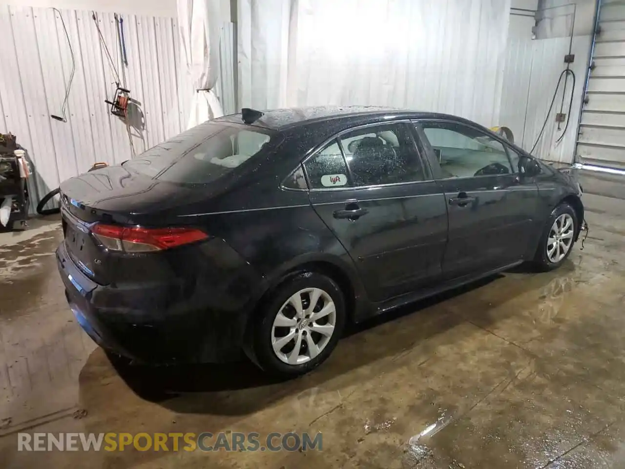 3 Photograph of a damaged car 5YFEPRAE8LP004078 TOYOTA COROLLA 2020