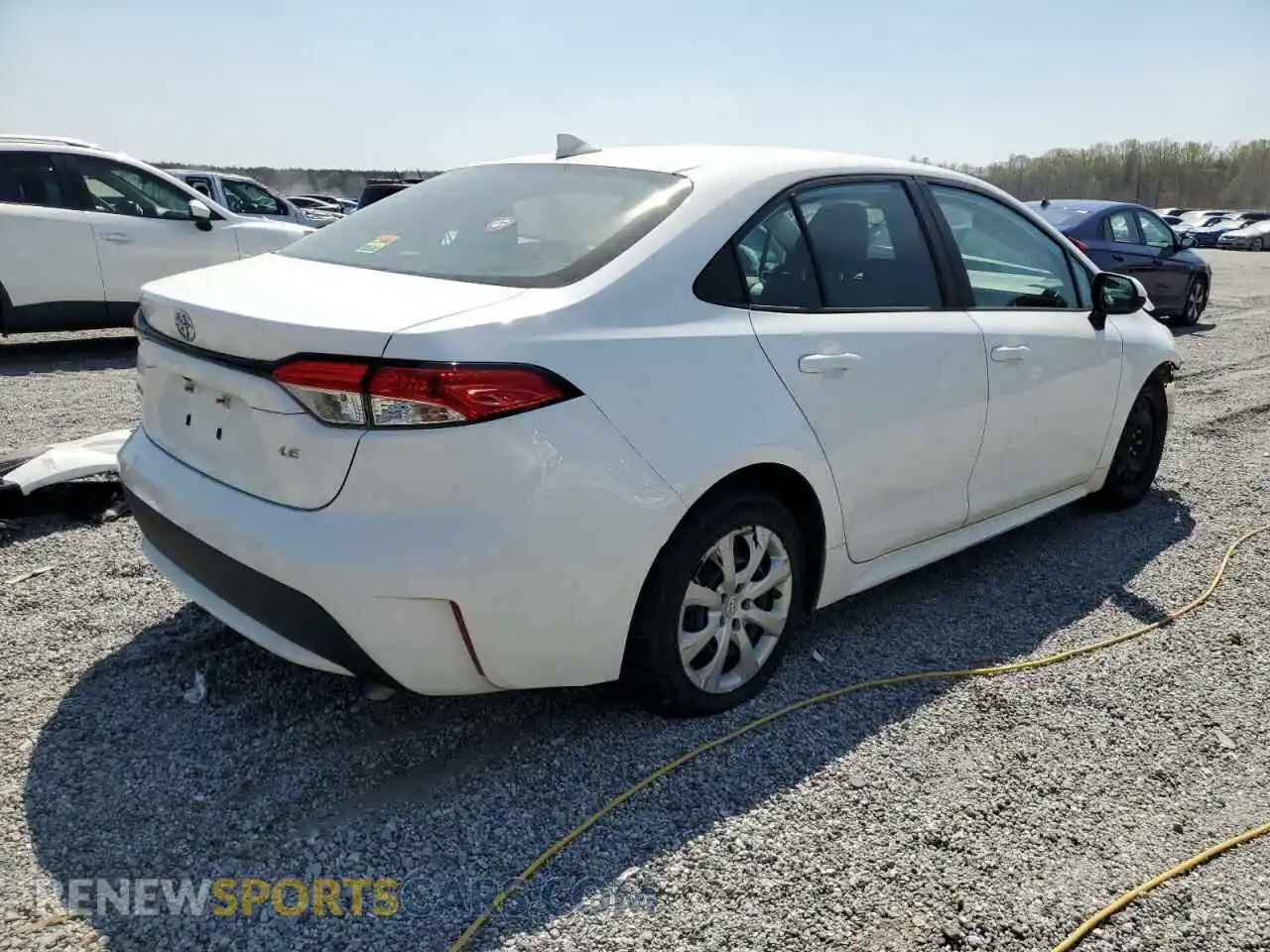 3 Photograph of a damaged car 5YFEPRAE8LP014576 TOYOTA COROLLA 2020
