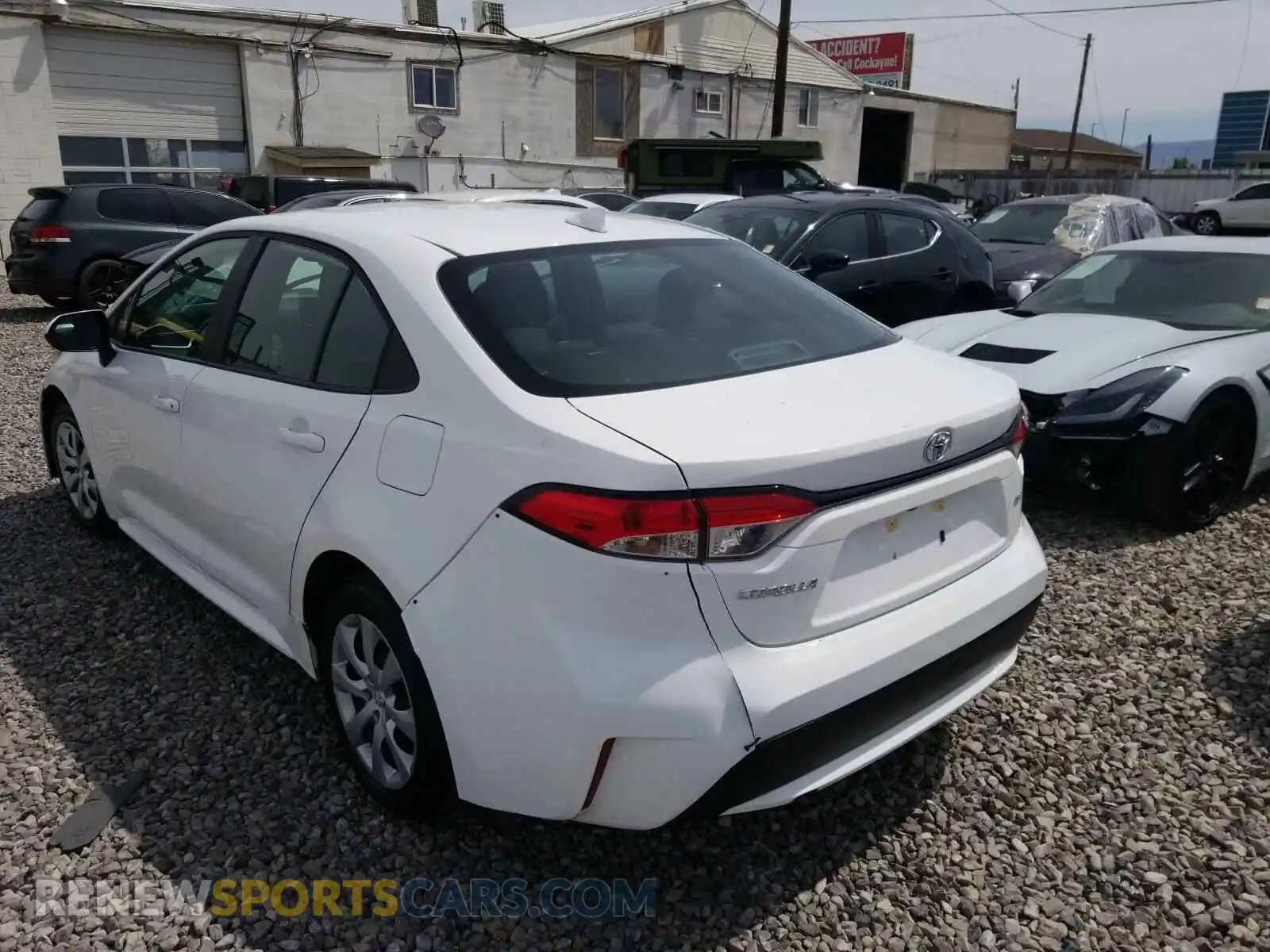 3 Photograph of a damaged car 5YFEPRAE8LP021382 TOYOTA COROLLA 2020