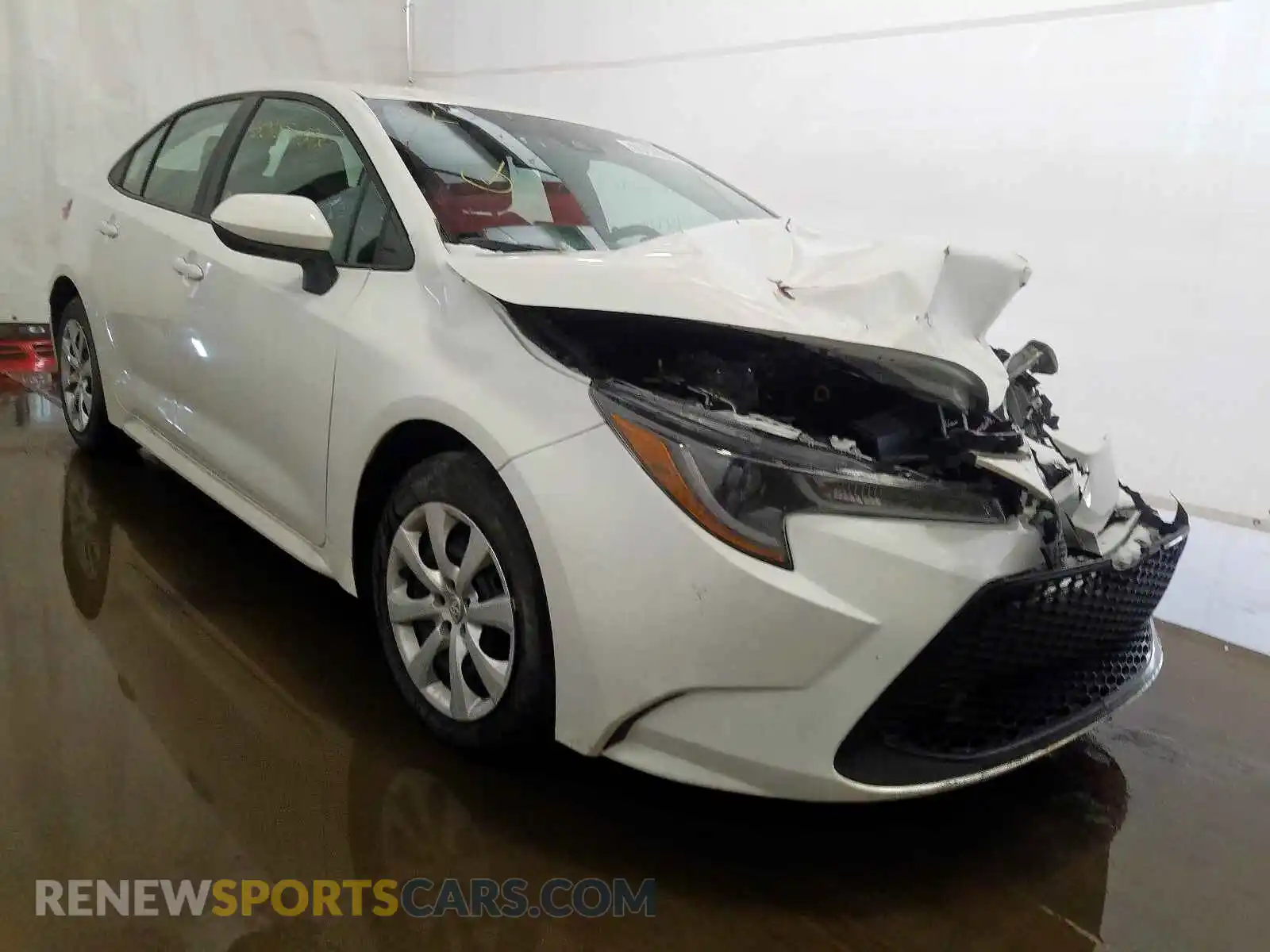 1 Photograph of a damaged car 5YFEPRAE8LP023620 TOYOTA COROLLA 2020
