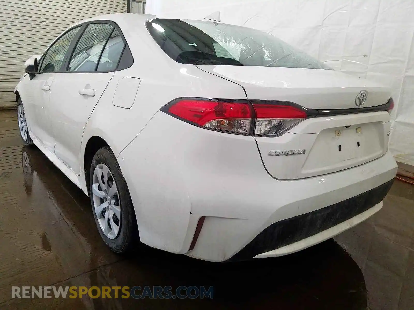 3 Photograph of a damaged car 5YFEPRAE8LP023620 TOYOTA COROLLA 2020