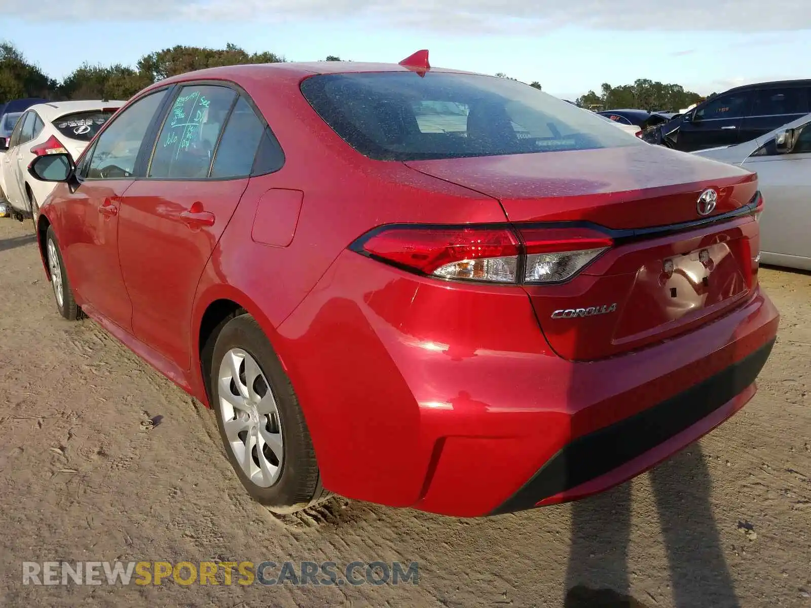 3 Photograph of a damaged car 5YFEPRAE8LP034830 TOYOTA COROLLA 2020