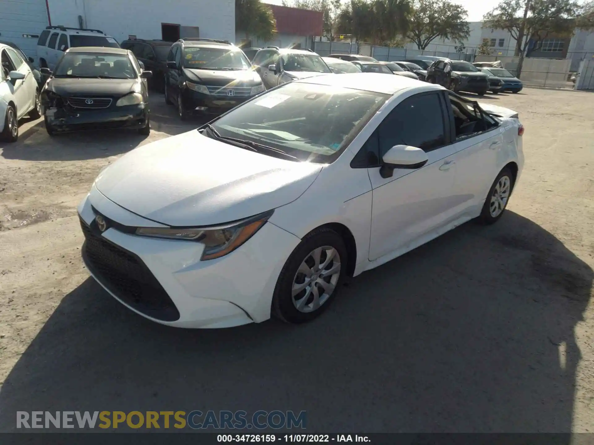 2 Photograph of a damaged car 5YFEPRAE8LP047853 TOYOTA COROLLA 2020
