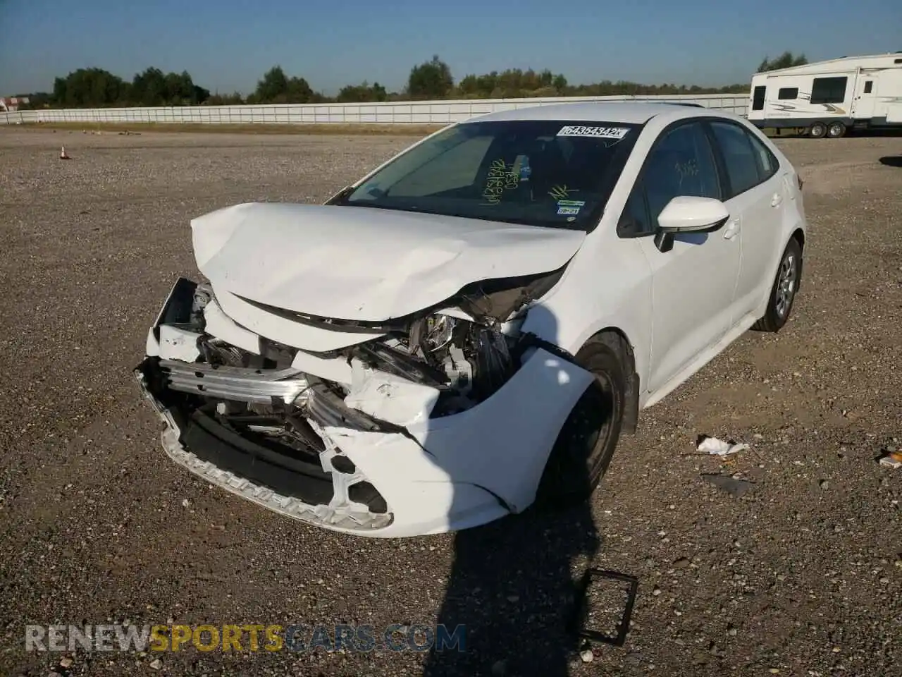 2 Photograph of a damaged car 5YFEPRAE8LP053121 TOYOTA COROLLA 2020