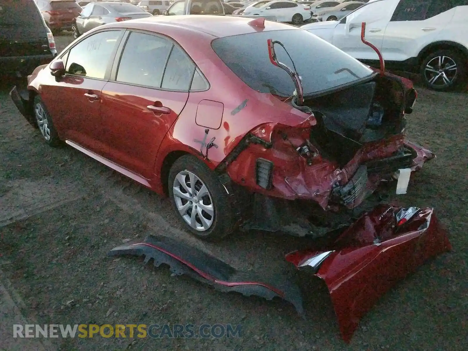 3 Photograph of a damaged car 5YFEPRAE8LP060893 TOYOTA COROLLA 2020
