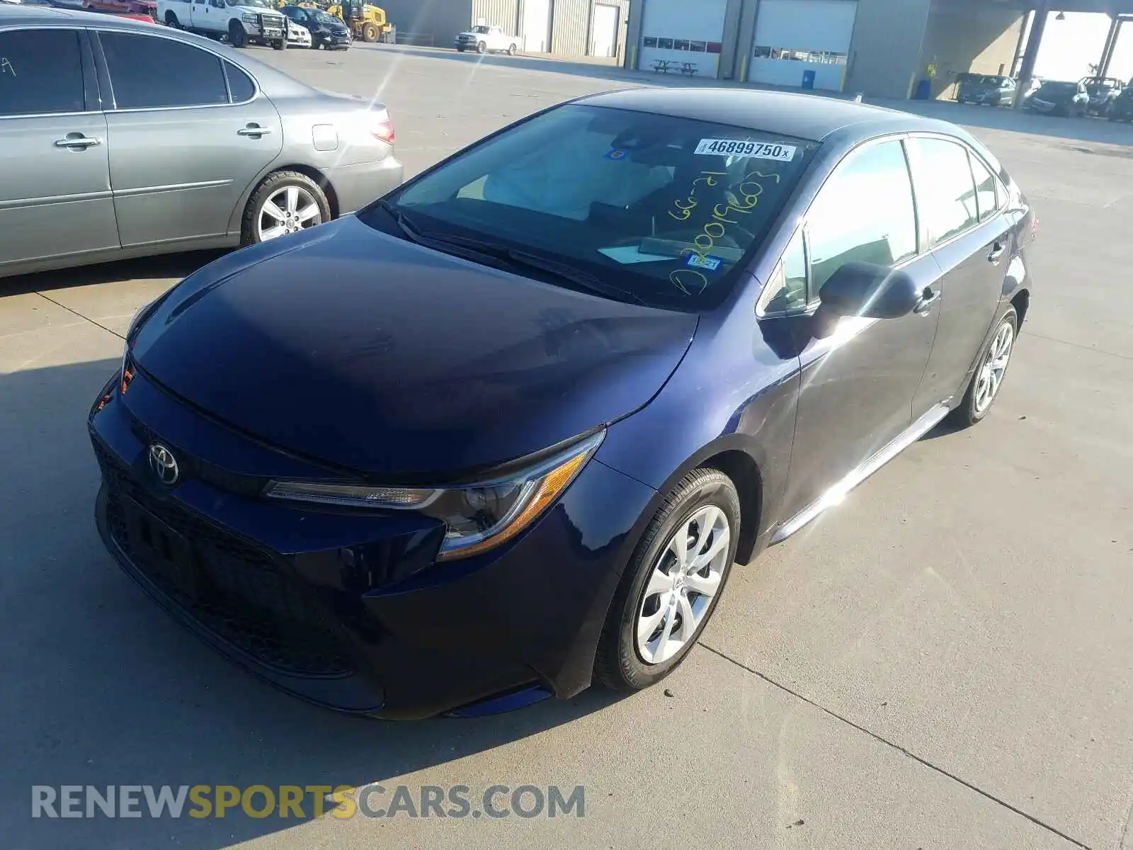 2 Photograph of a damaged car 5YFEPRAE8LP063454 TOYOTA COROLLA 2020