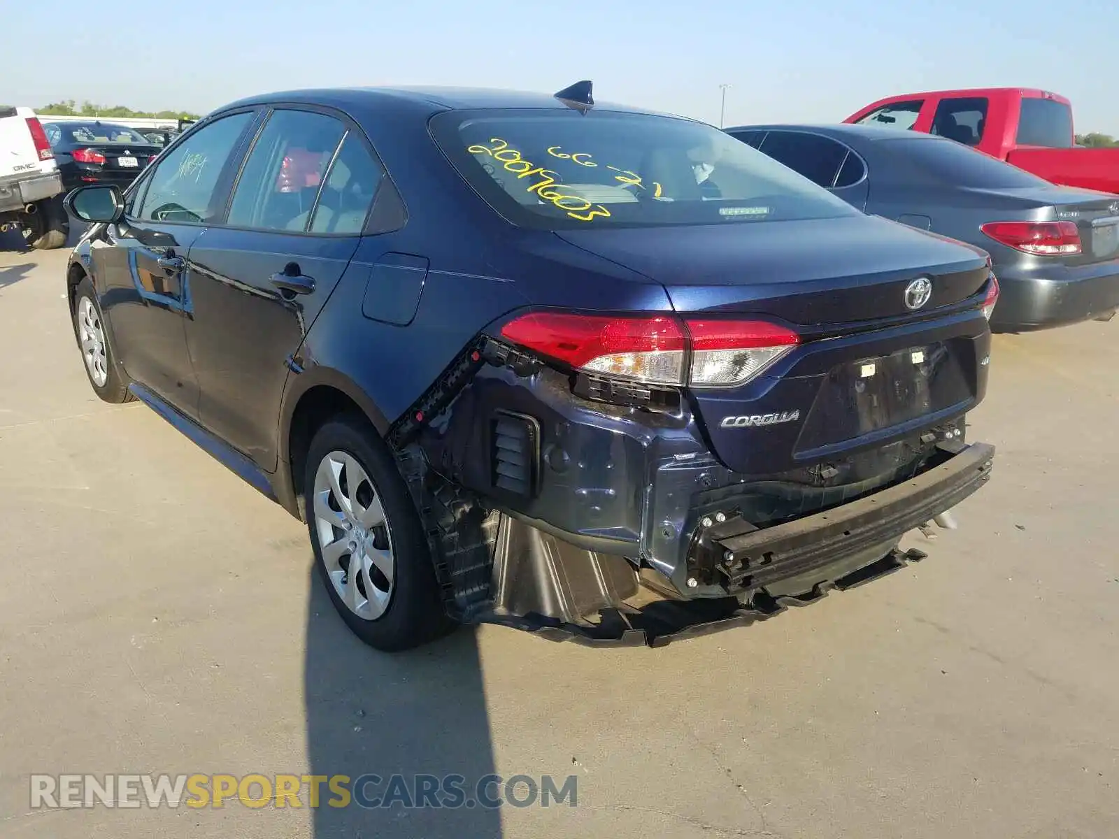 3 Photograph of a damaged car 5YFEPRAE8LP063454 TOYOTA COROLLA 2020