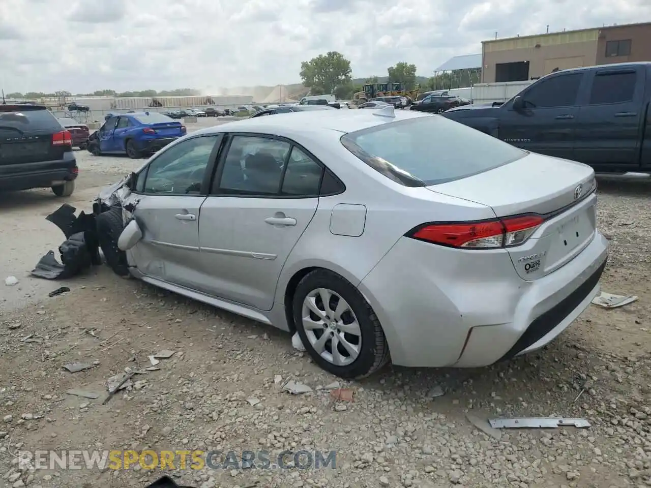2 fotografías del automóvil dañado 5YFEPRAE8LP068198 TOYOTA COROLLA 2020