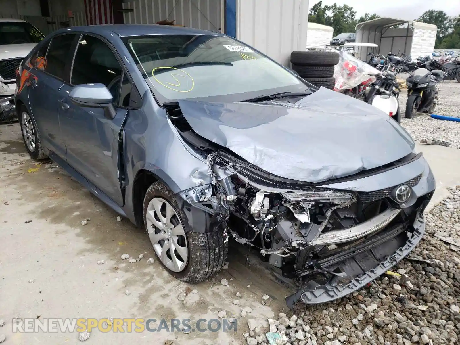 1 Photograph of a damaged car 5YFEPRAE8LP073448 TOYOTA COROLLA 2020