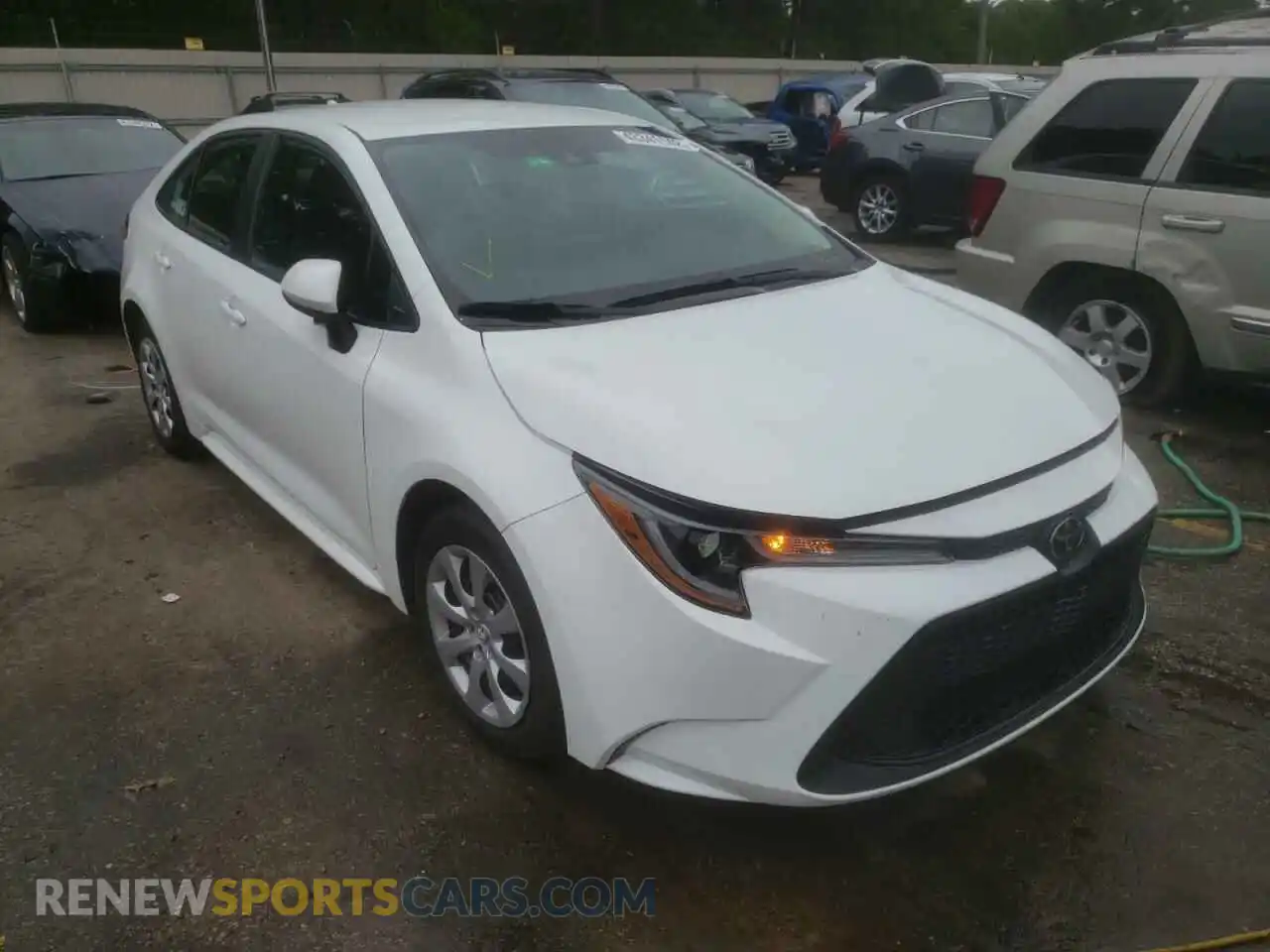 1 Photograph of a damaged car 5YFEPRAE8LP075894 TOYOTA COROLLA 2020
