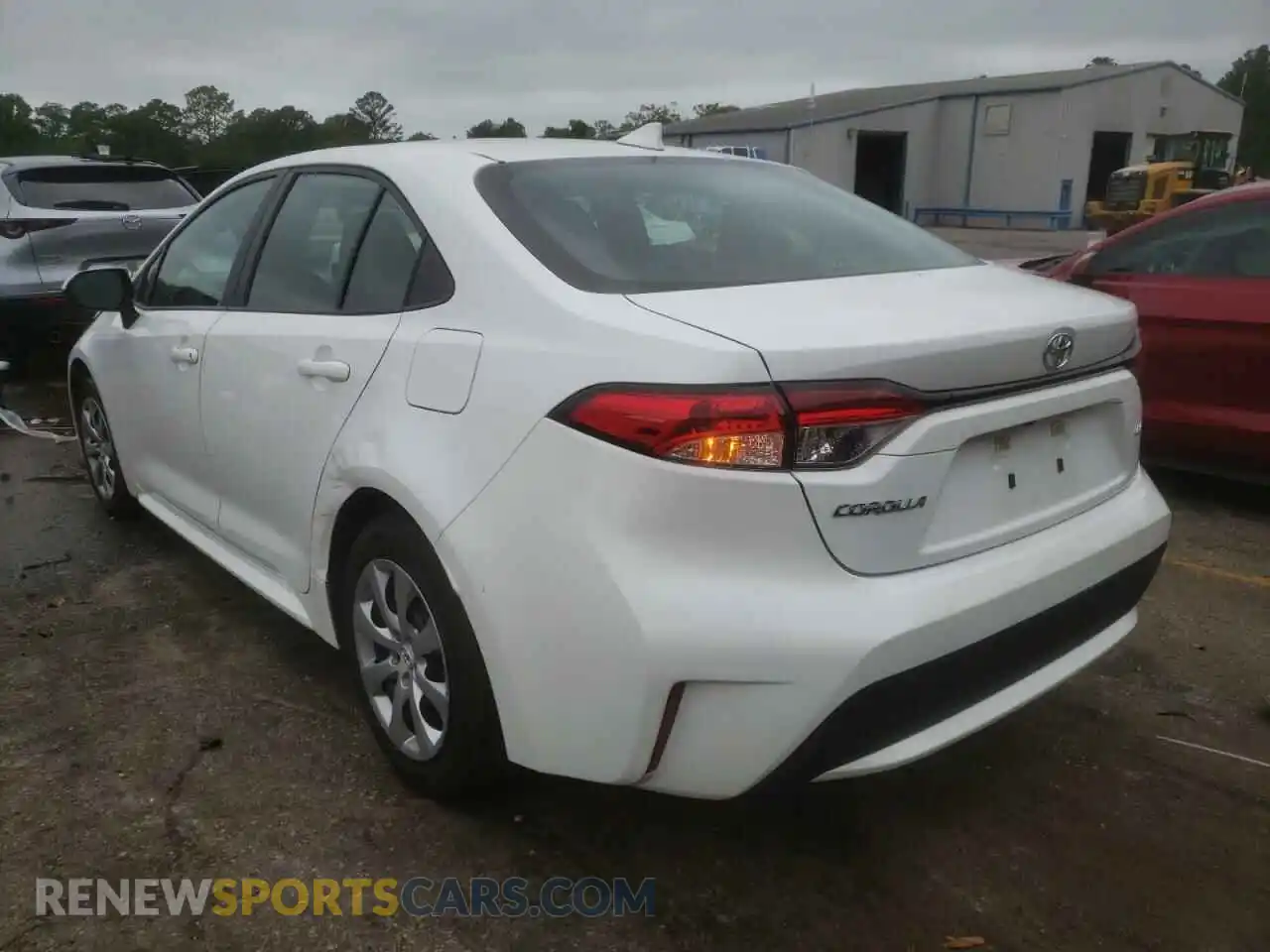 3 Photograph of a damaged car 5YFEPRAE8LP075894 TOYOTA COROLLA 2020