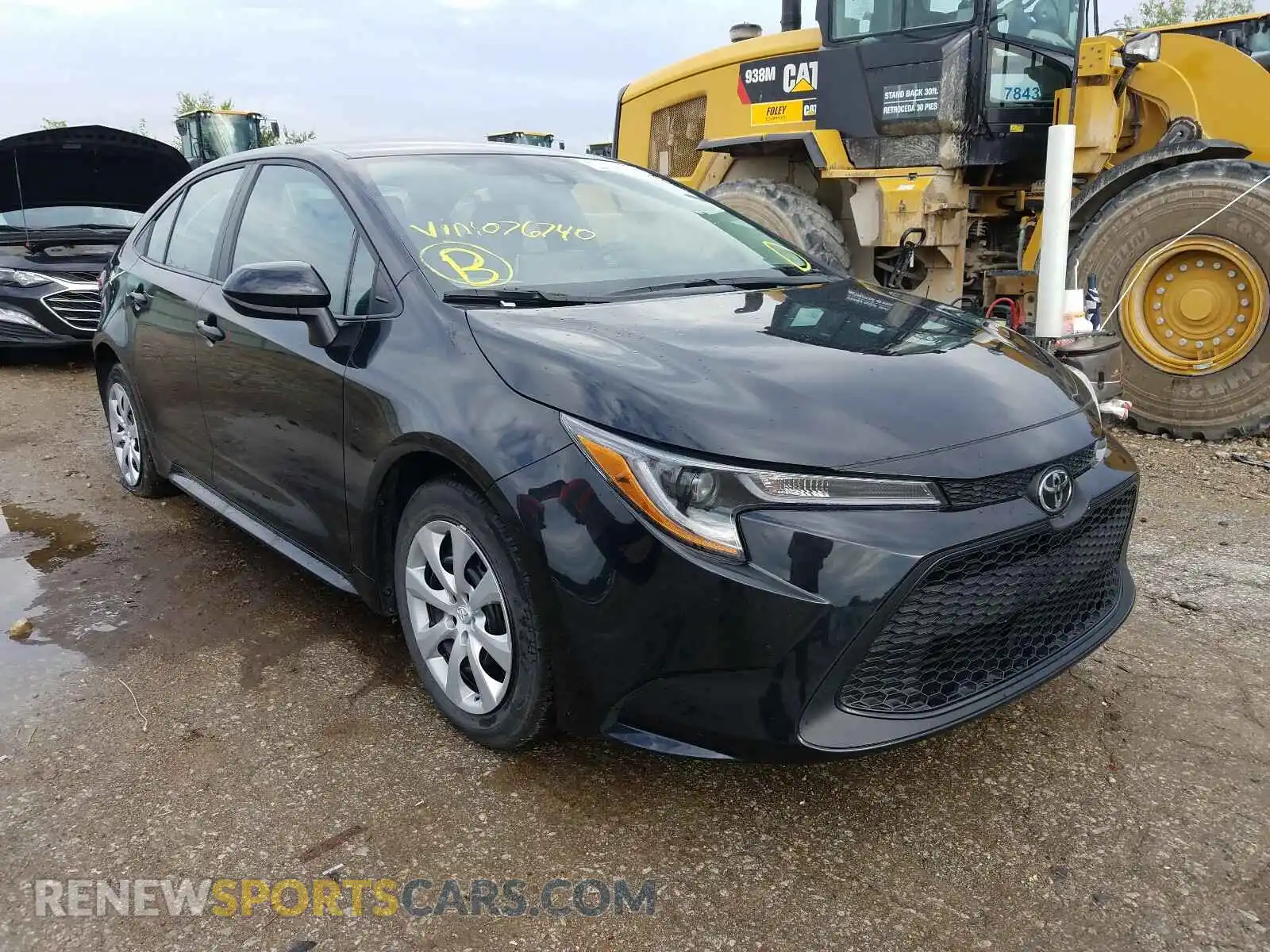 1 Photograph of a damaged car 5YFEPRAE8LP076740 TOYOTA COROLLA 2020