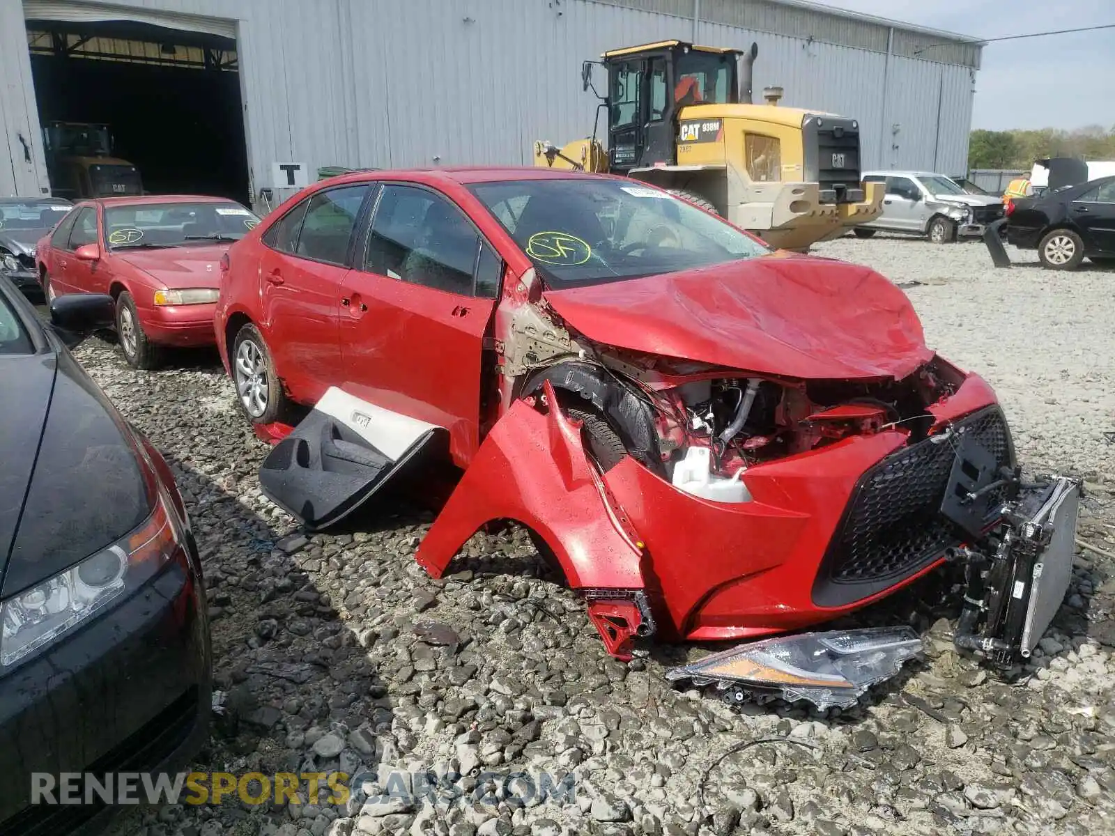 1 Photograph of a damaged car 5YFEPRAE8LP080285 TOYOTA COROLLA 2020