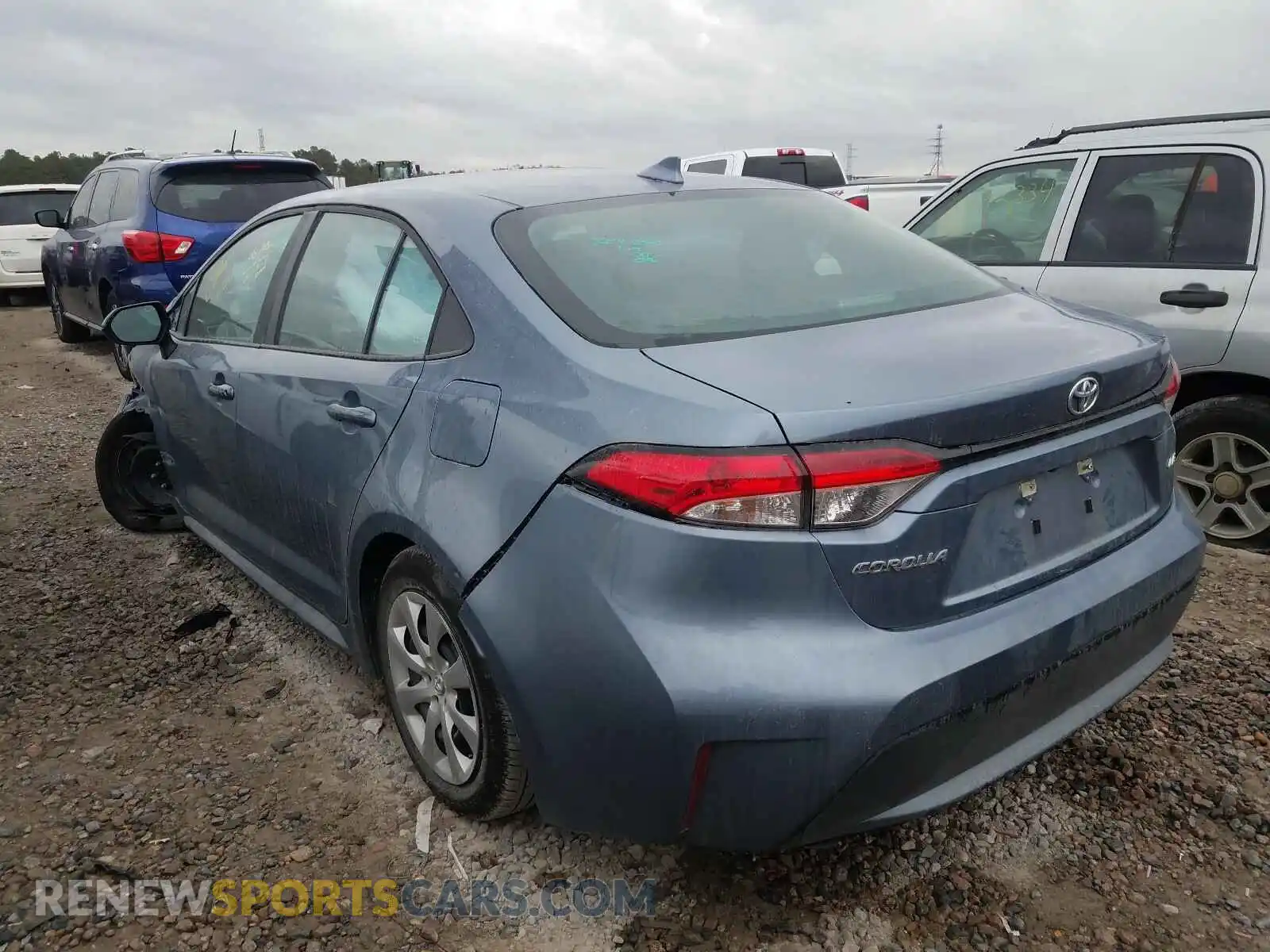 3 Photograph of a damaged car 5YFEPRAE8LP098768 TOYOTA COROLLA 2020