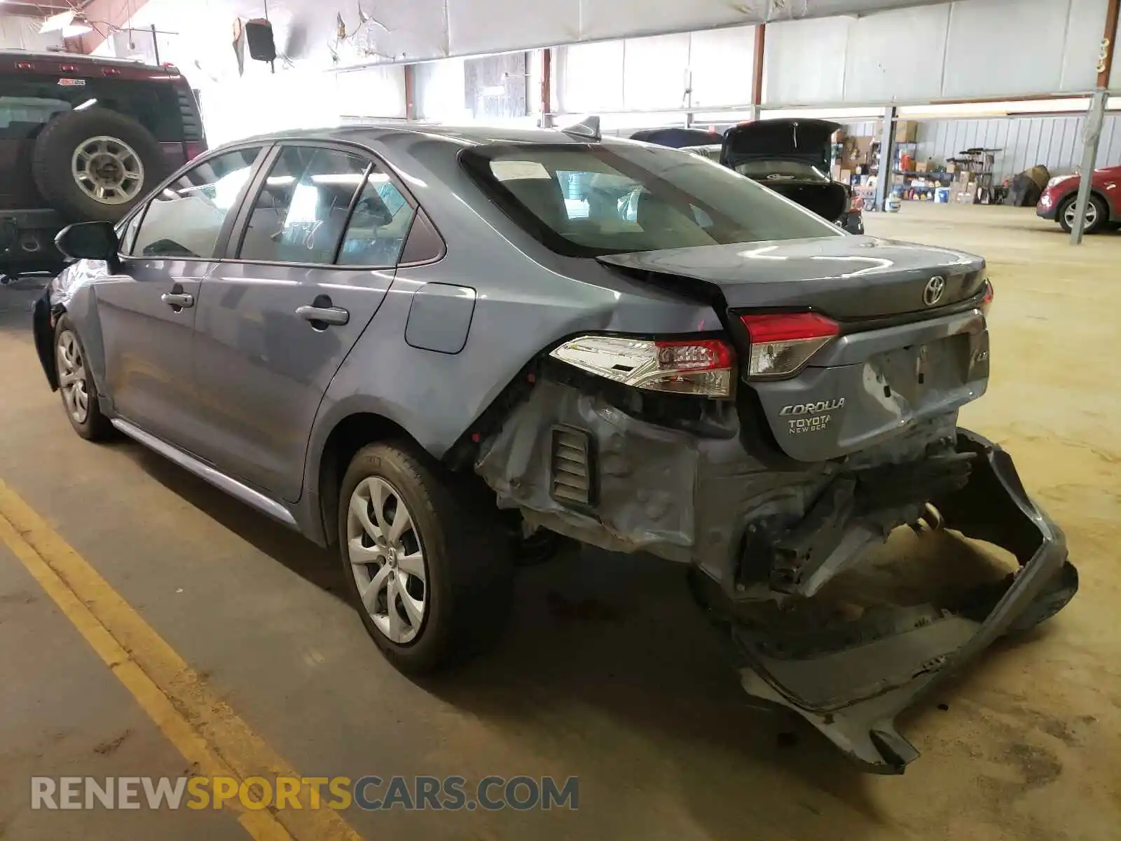 3 Photograph of a damaged car 5YFEPRAE8LP101118 TOYOTA COROLLA 2020