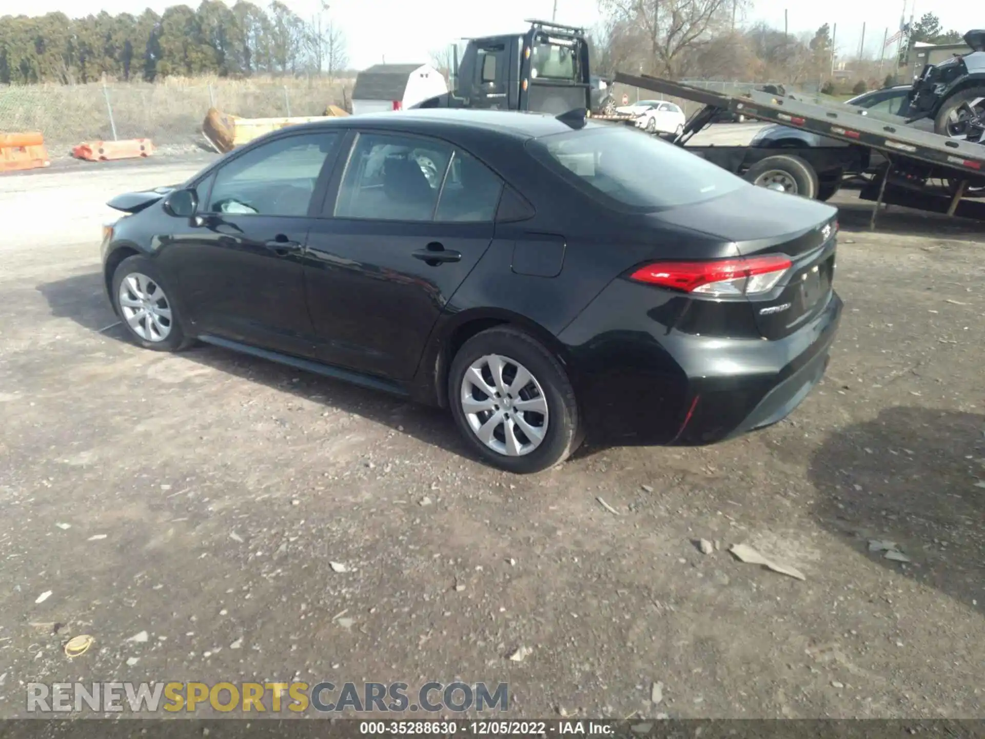 3 Photograph of a damaged car 5YFEPRAE8LP108313 TOYOTA COROLLA 2020