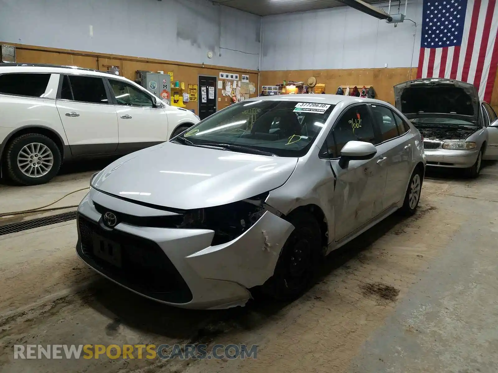 2 Photograph of a damaged car 5YFEPRAE8LP108912 TOYOTA COROLLA 2020