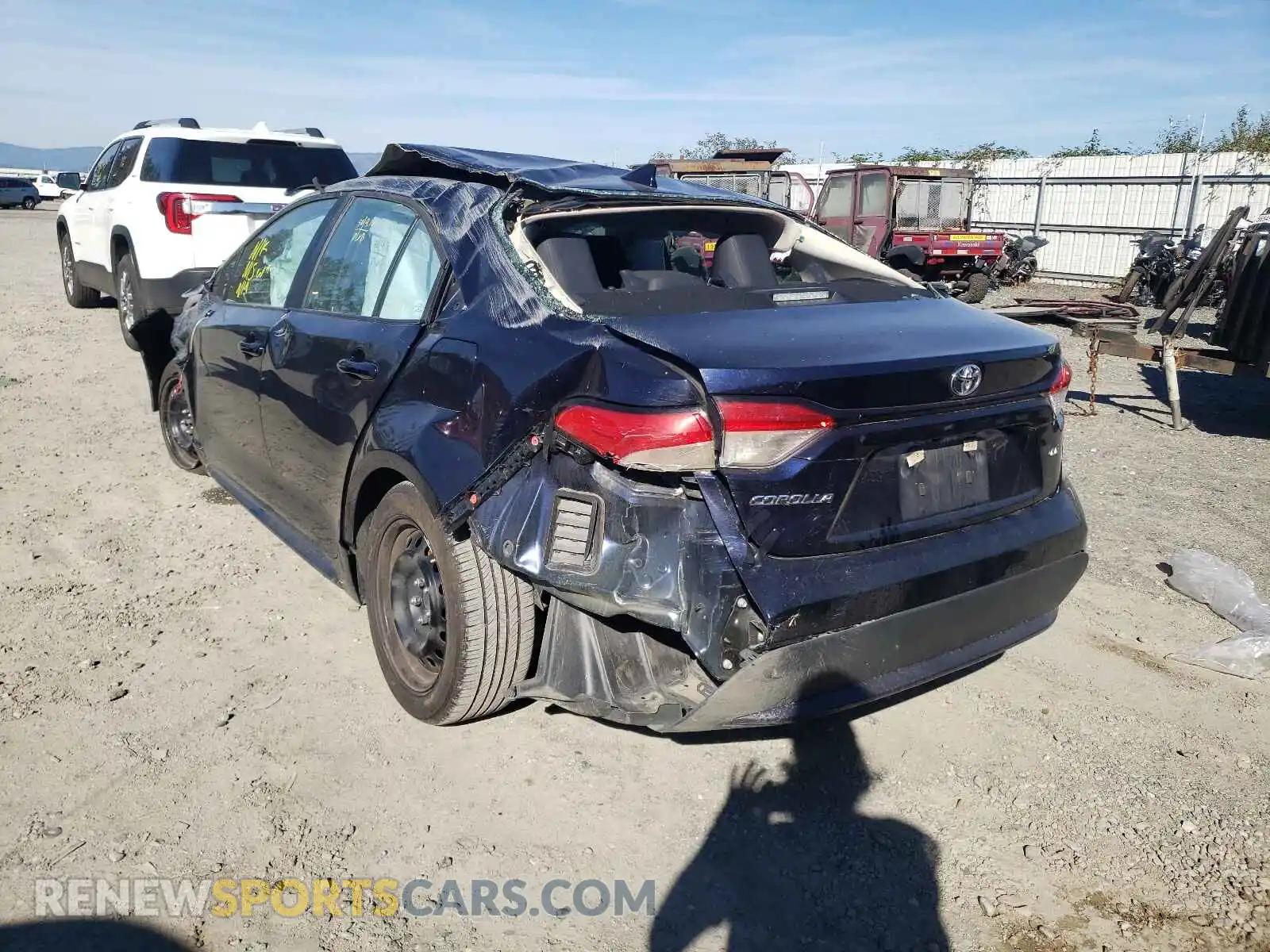 3 Photograph of a damaged car 5YFEPRAE8LP115861 TOYOTA COROLLA 2020