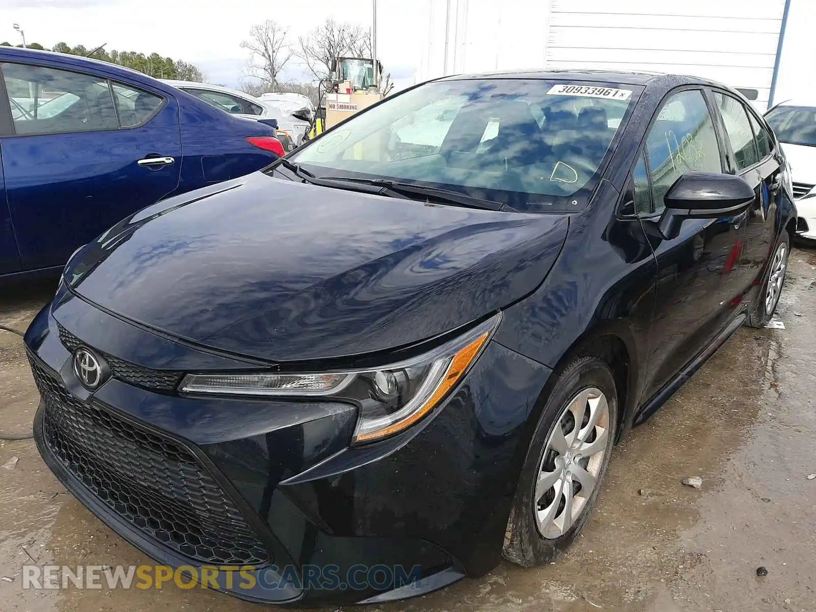 2 Photograph of a damaged car 5YFEPRAE8LP123751 TOYOTA COROLLA 2020