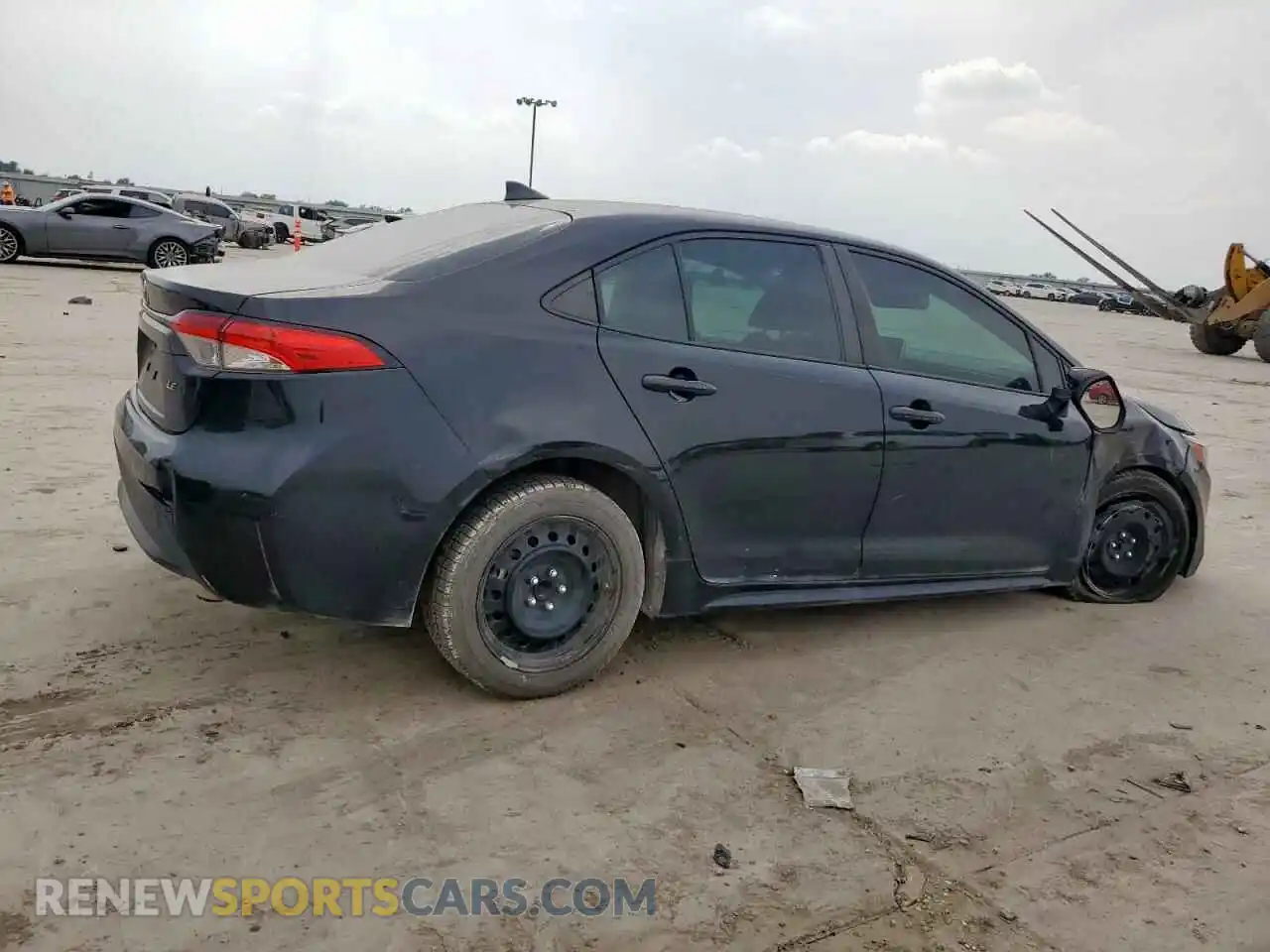 3 Photograph of a damaged car 5YFEPRAE8LP125841 TOYOTA COROLLA 2020