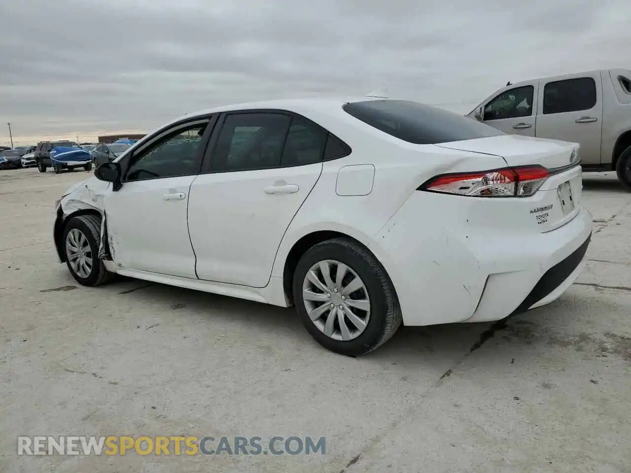 2 Photograph of a damaged car 5YFEPRAE8LP130974 TOYOTA COROLLA 2020