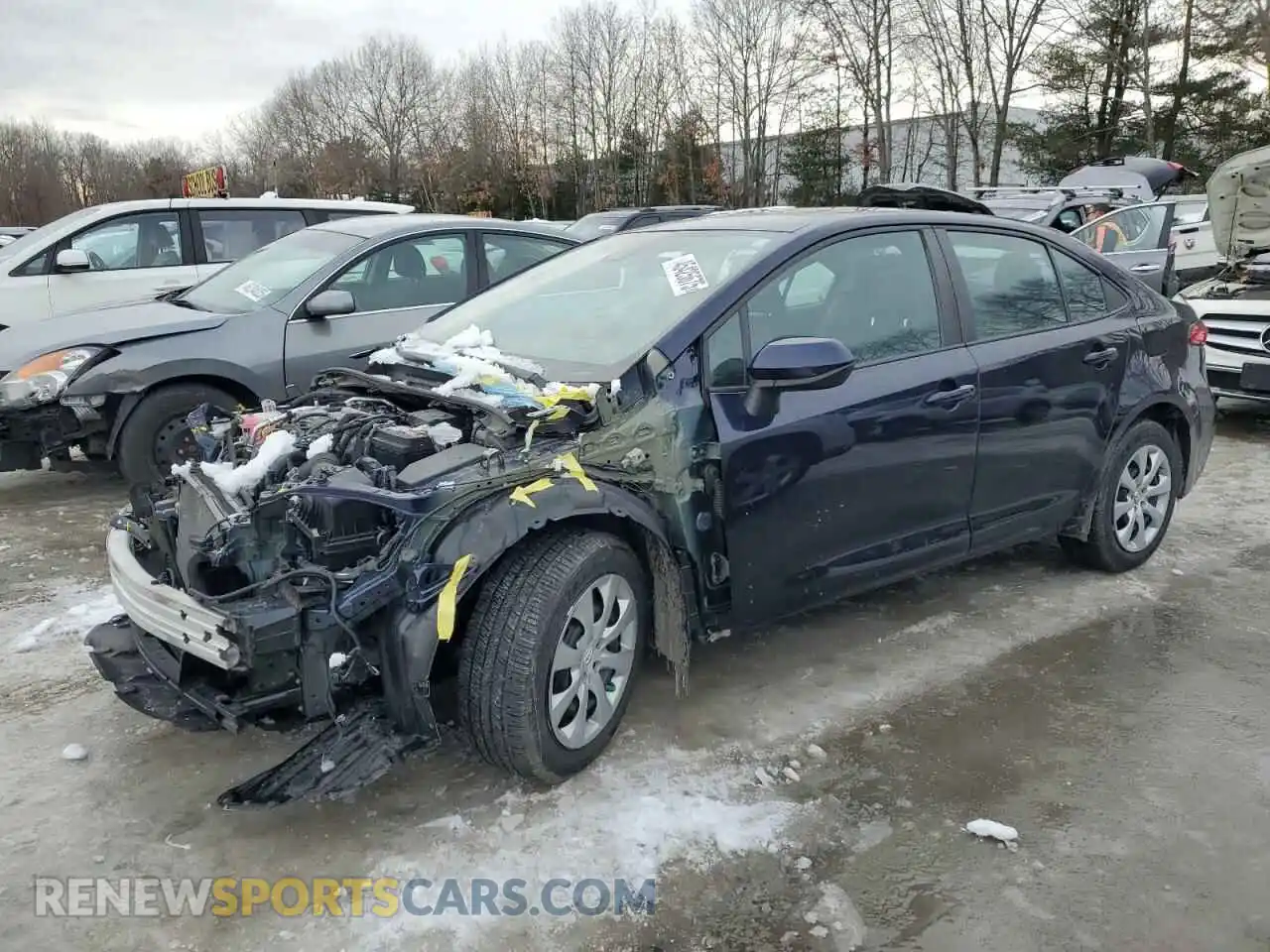 1 Photograph of a damaged car 5YFEPRAE8LP143420 TOYOTA COROLLA 2020