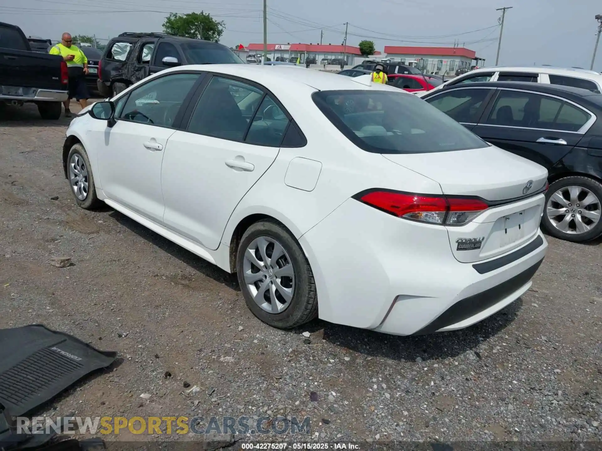 3 Photograph of a damaged car 5YFEPRAE9LP031354 TOYOTA COROLLA 2020