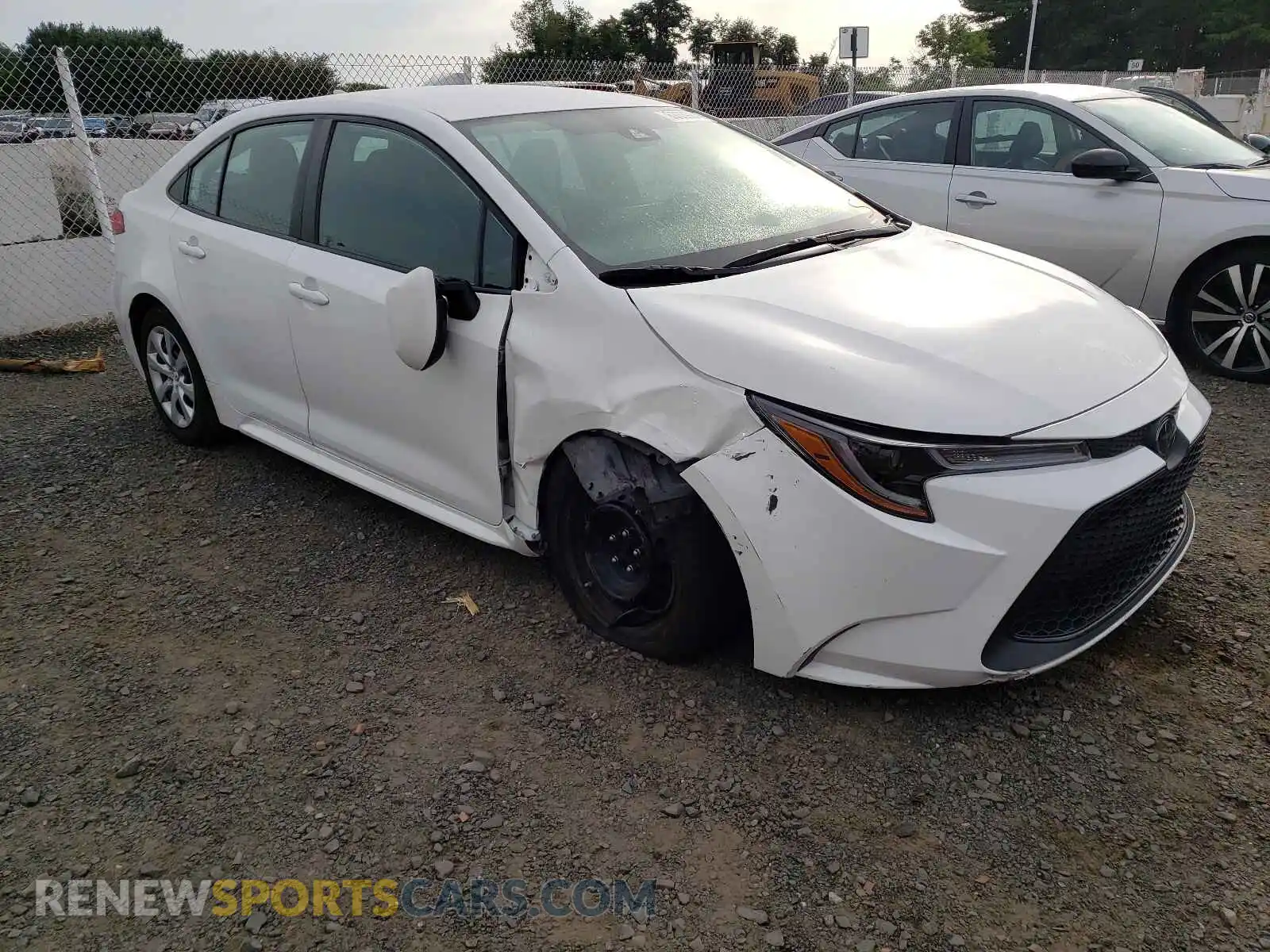 1 Photograph of a damaged car 5YFEPRAE9LP036781 TOYOTA COROLLA 2020