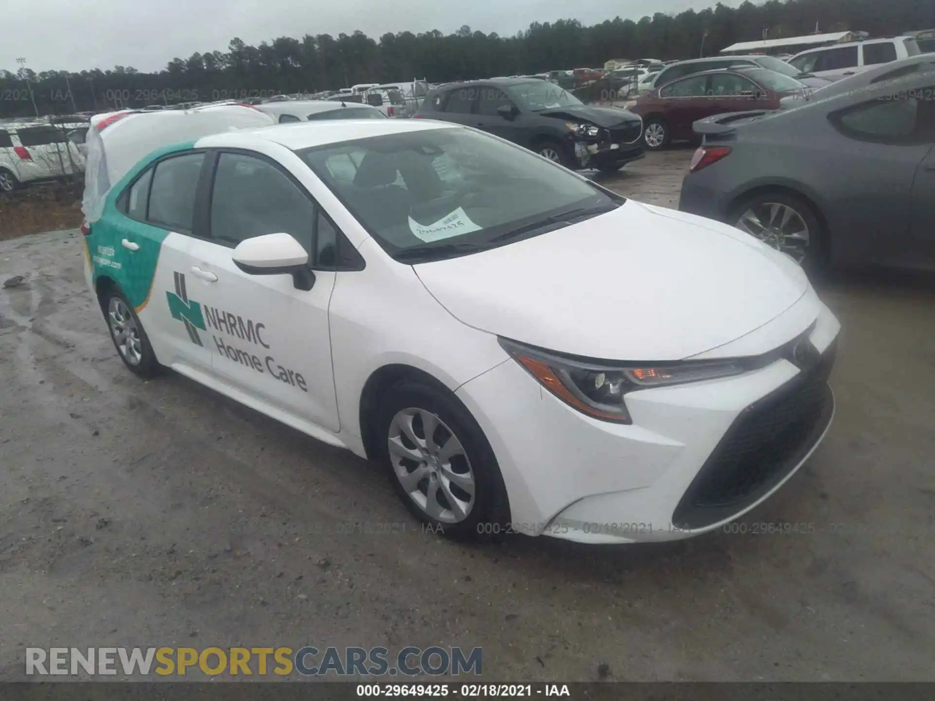 1 Photograph of a damaged car 5YFEPRAE9LP043035 TOYOTA COROLLA 2020
