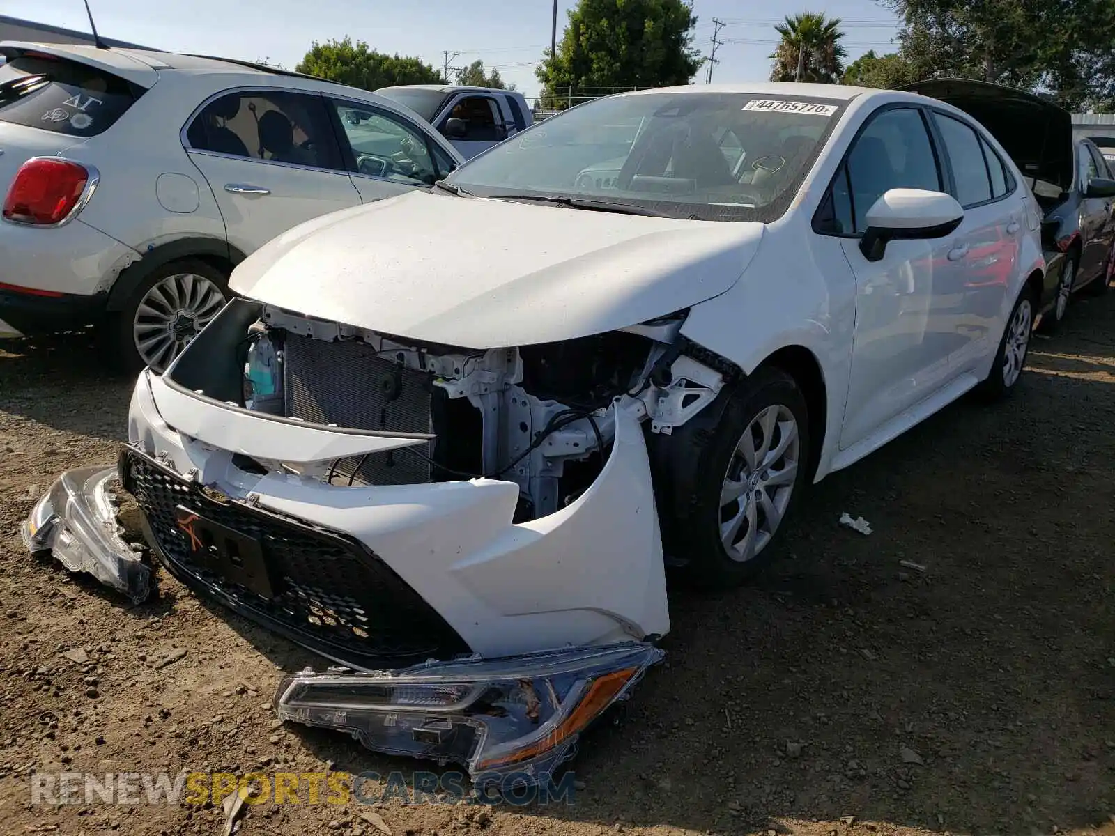 2 Photograph of a damaged car 5YFEPRAE9LP047425 TOYOTA COROLLA 2020
