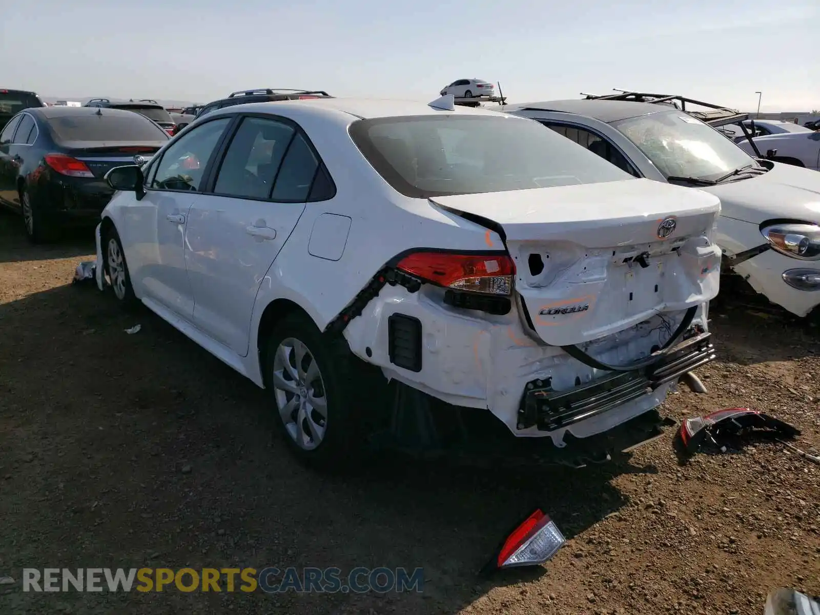 3 Photograph of a damaged car 5YFEPRAE9LP047425 TOYOTA COROLLA 2020