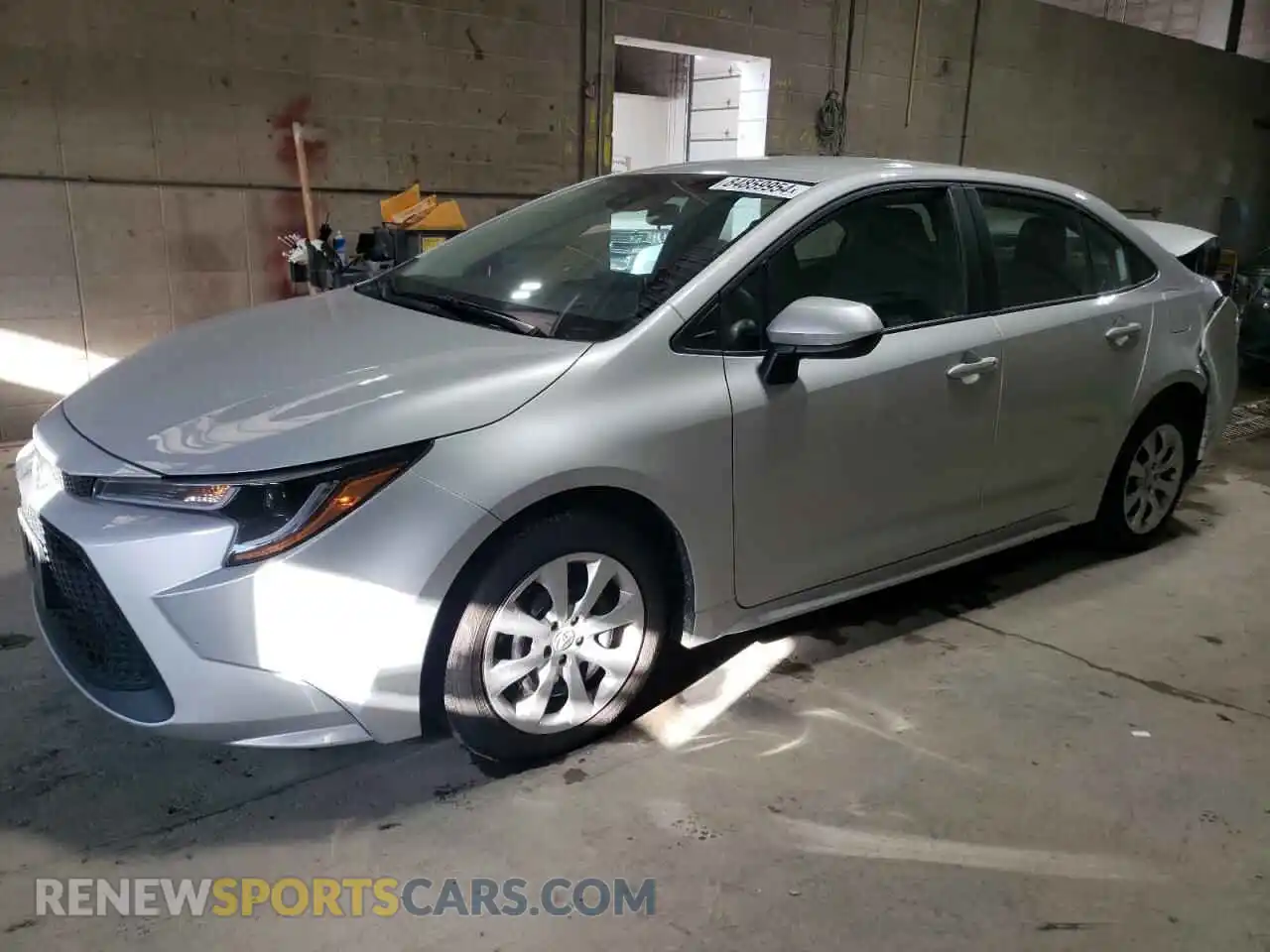 1 Photograph of a damaged car 5YFEPRAE9LP069781 TOYOTA COROLLA 2020