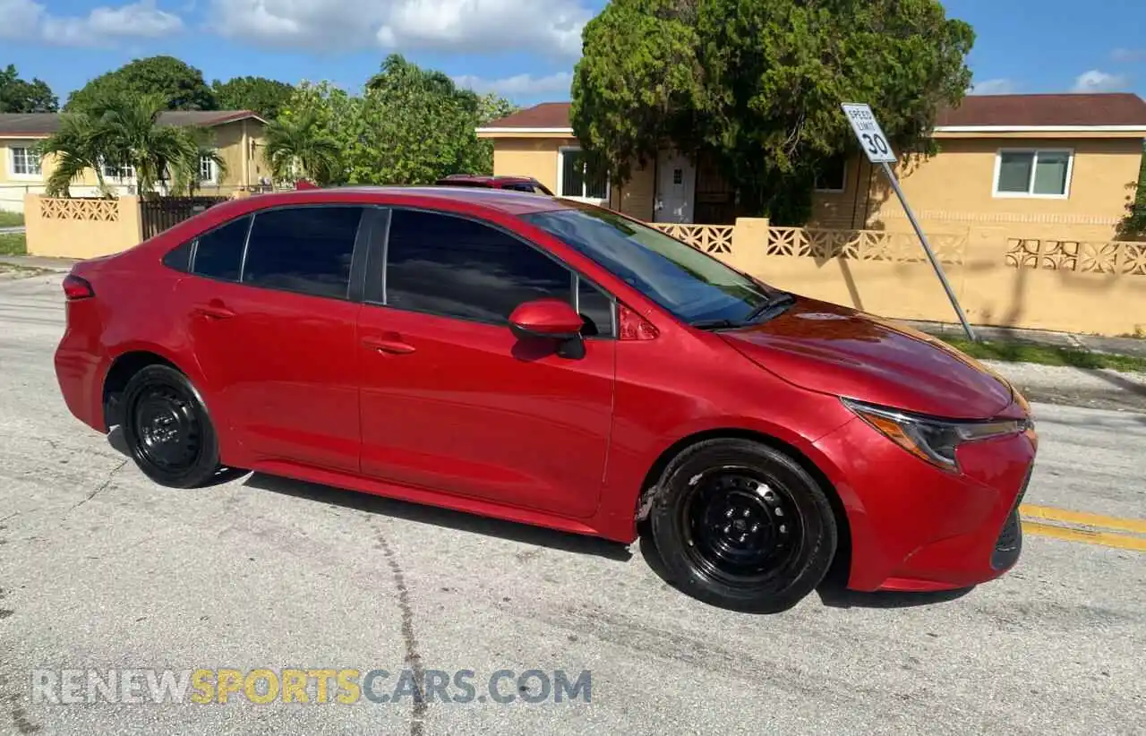 1 Photograph of a damaged car 5YFEPRAE9LP070588 TOYOTA COROLLA 2020