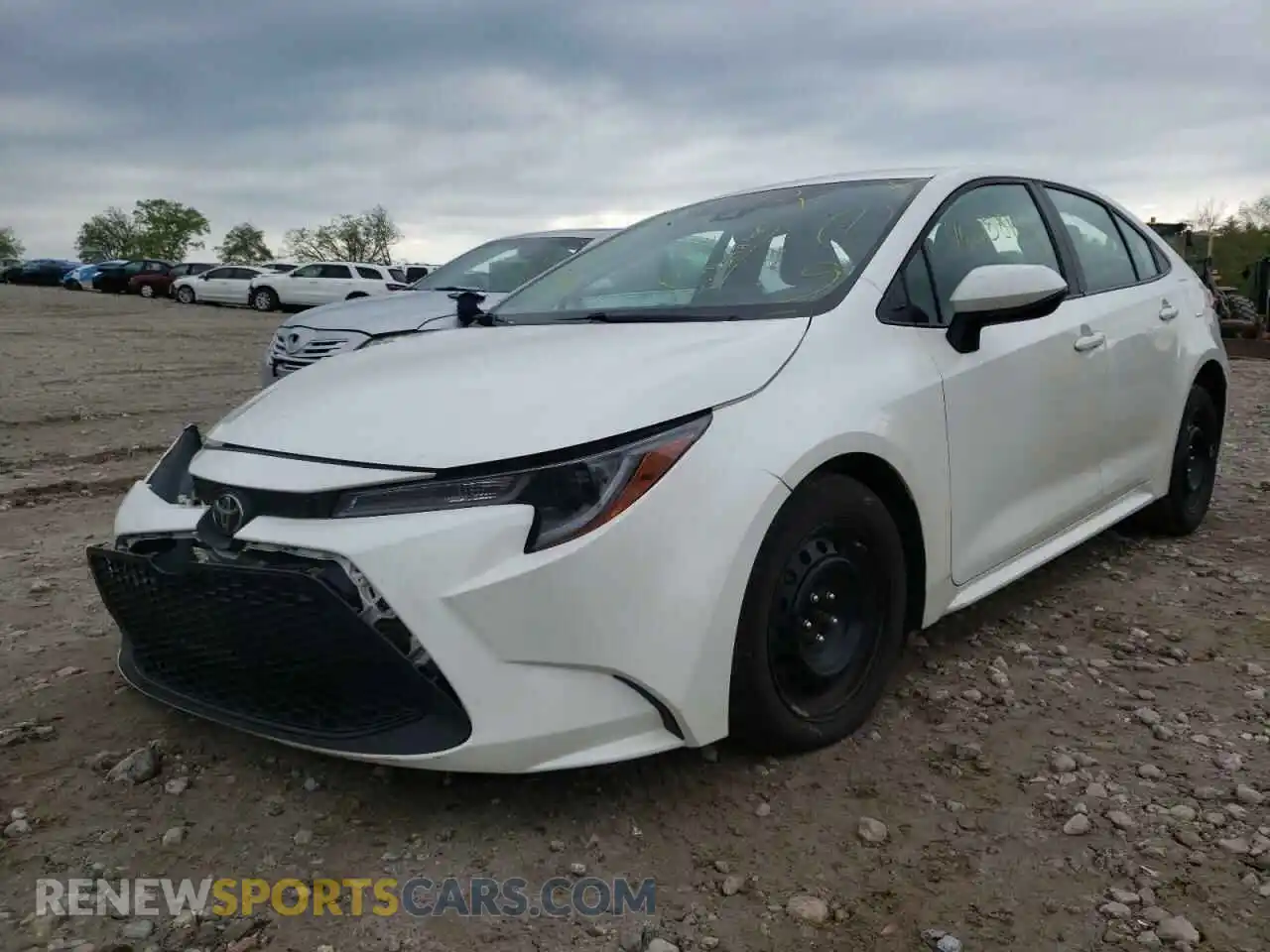 2 fotografías del automóvil dañado 5YFEPRAE9LP070977 TOYOTA COROLLA 2020