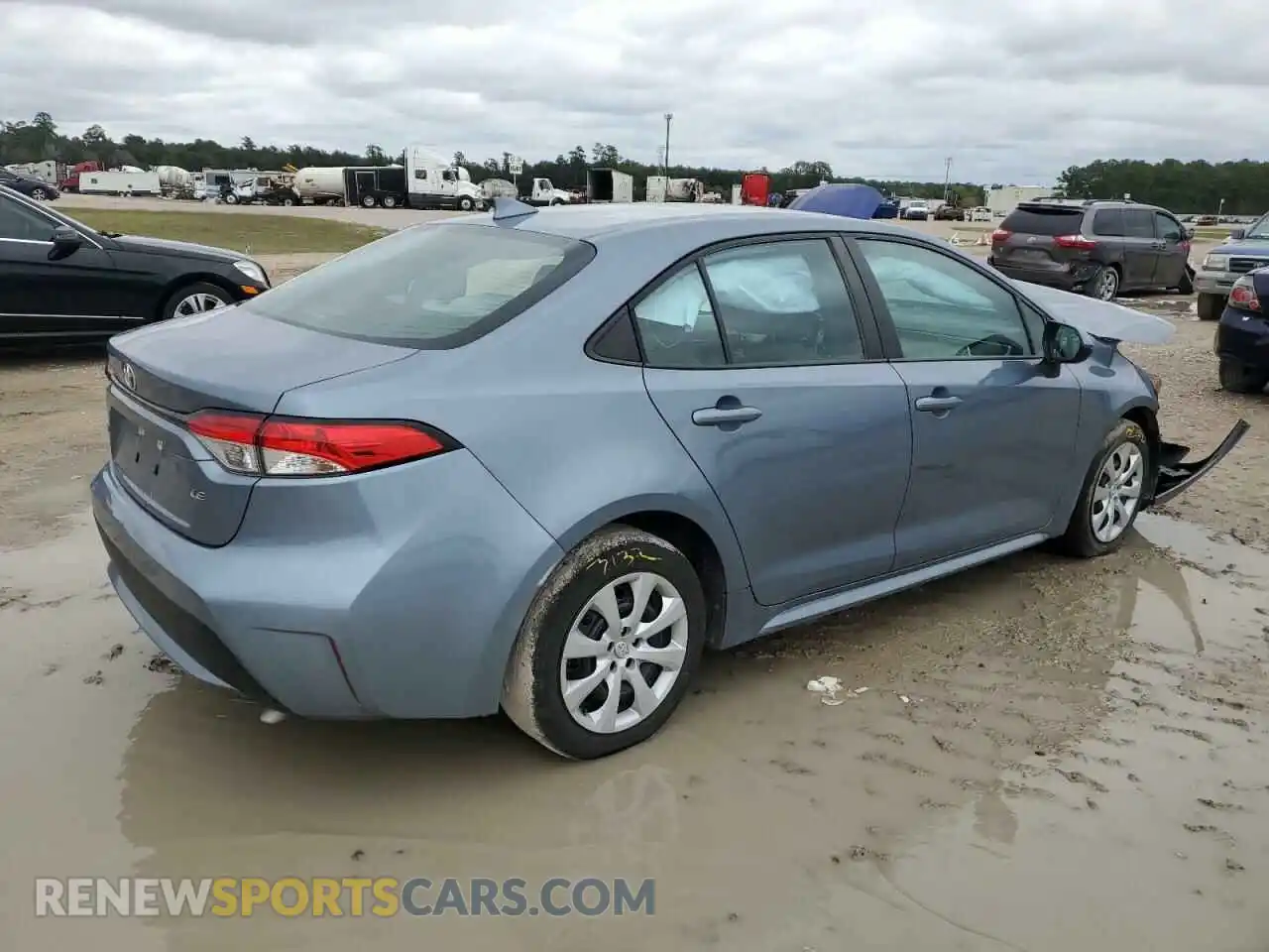 3 Photograph of a damaged car 5YFEPRAE9LP071434 TOYOTA COROLLA 2020