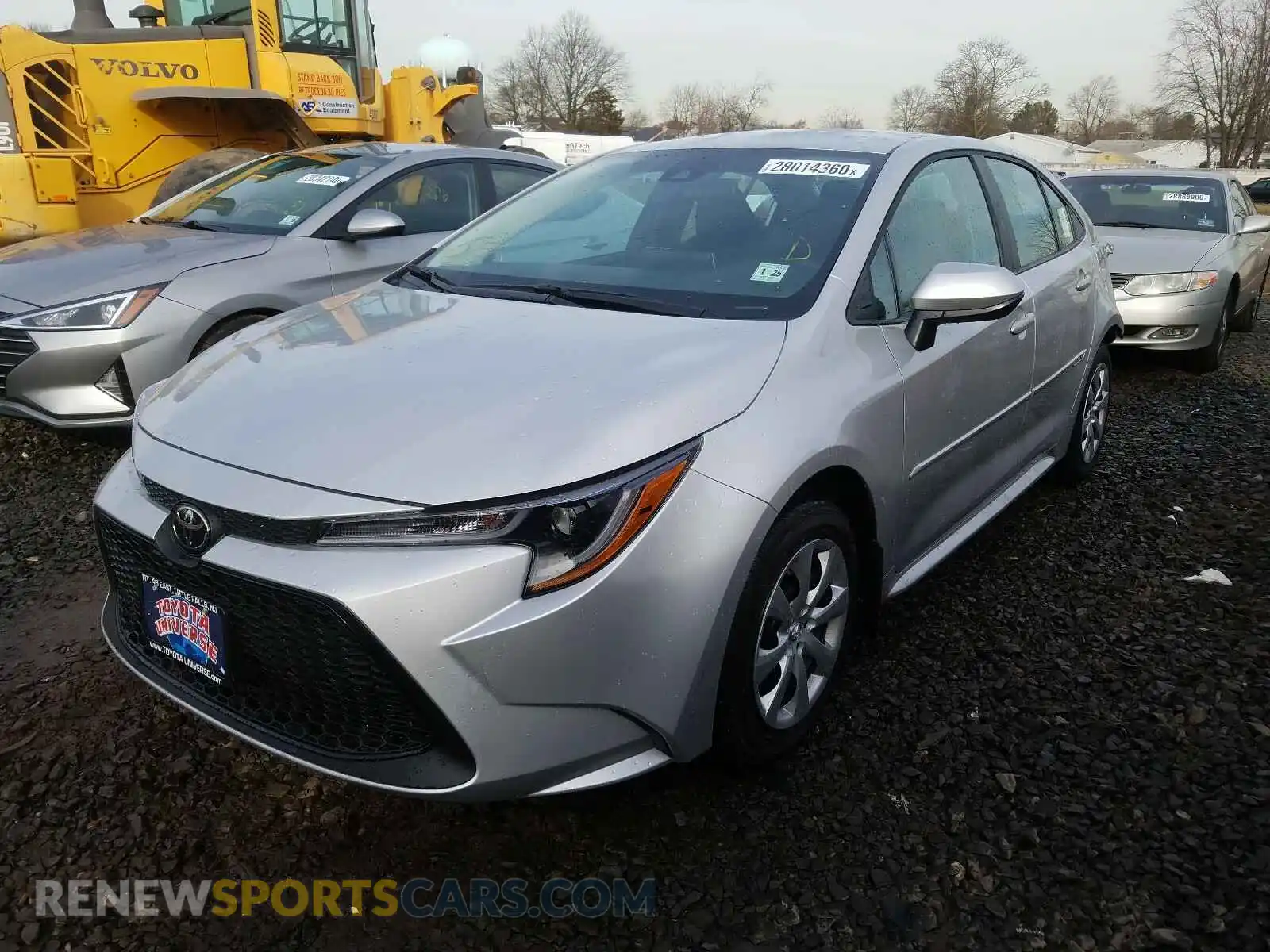 2 Photograph of a damaged car 5YFEPRAE9LP074608 TOYOTA COROLLA 2020