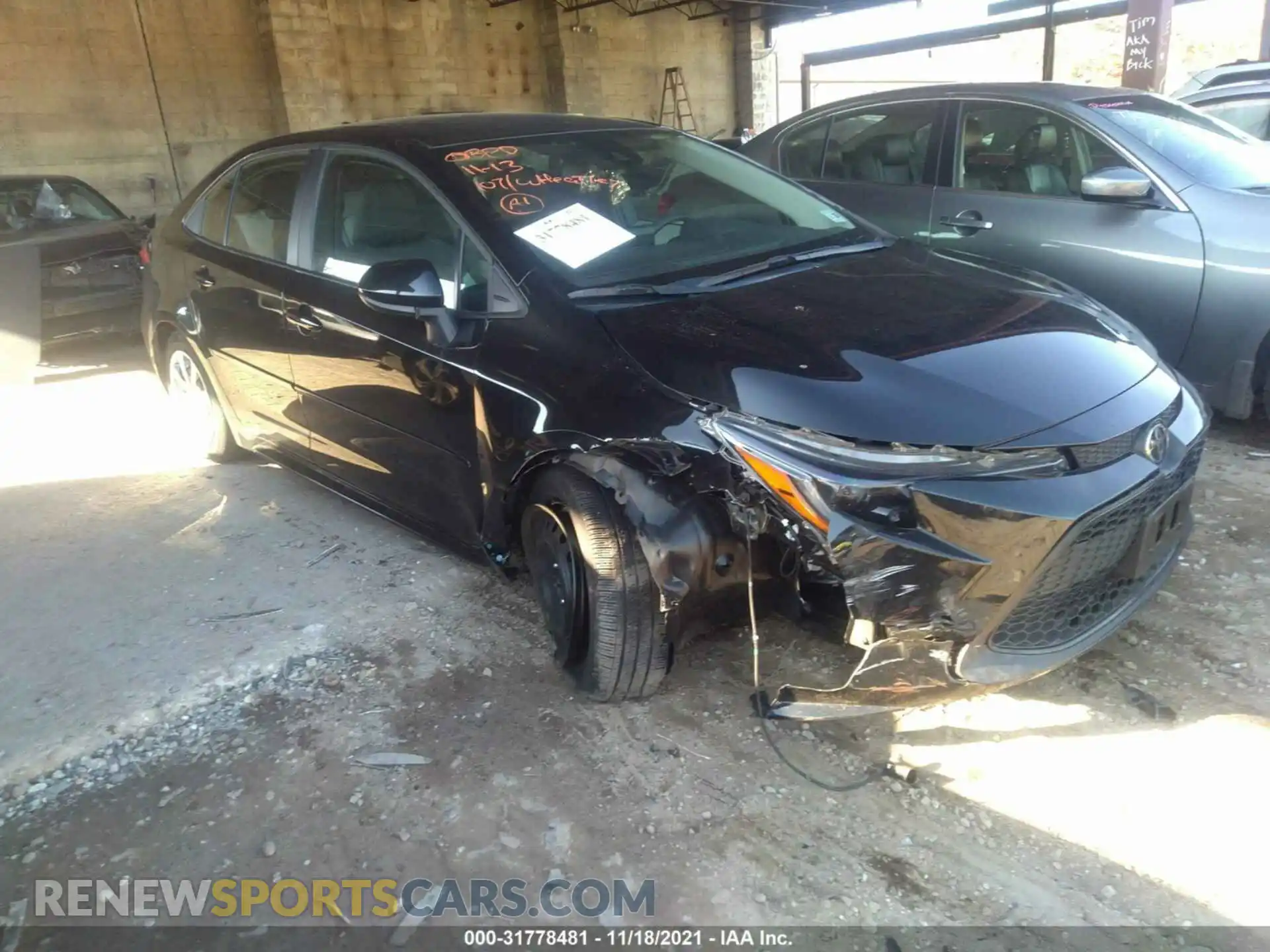 1 Photograph of a damaged car 5YFEPRAE9LP074656 TOYOTA COROLLA 2020